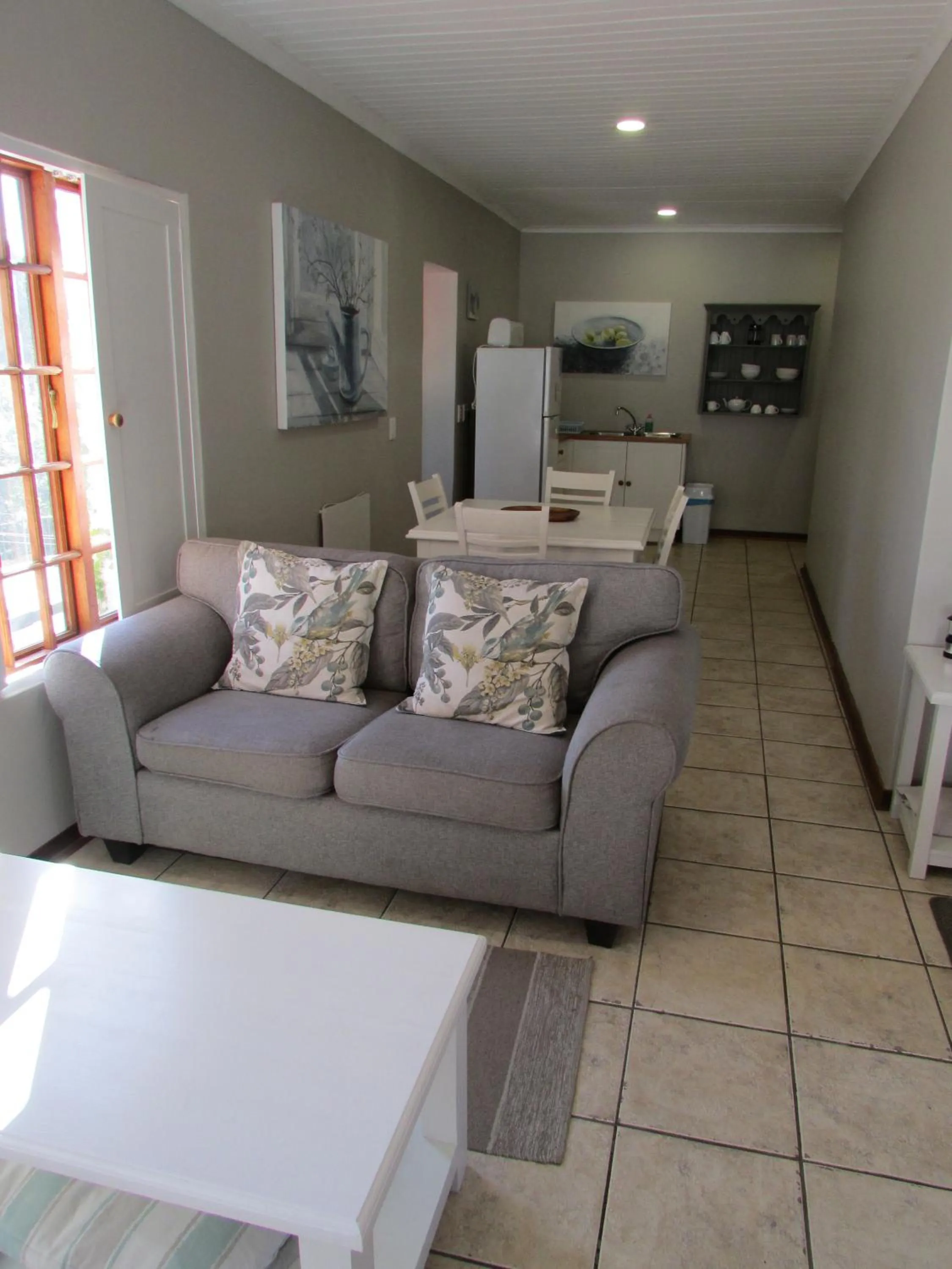 Kitchen or kitchenette in By The Way Guesthouse