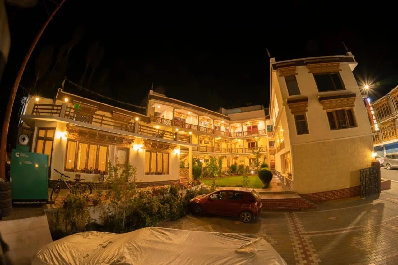 Hotel Ladakh Inn