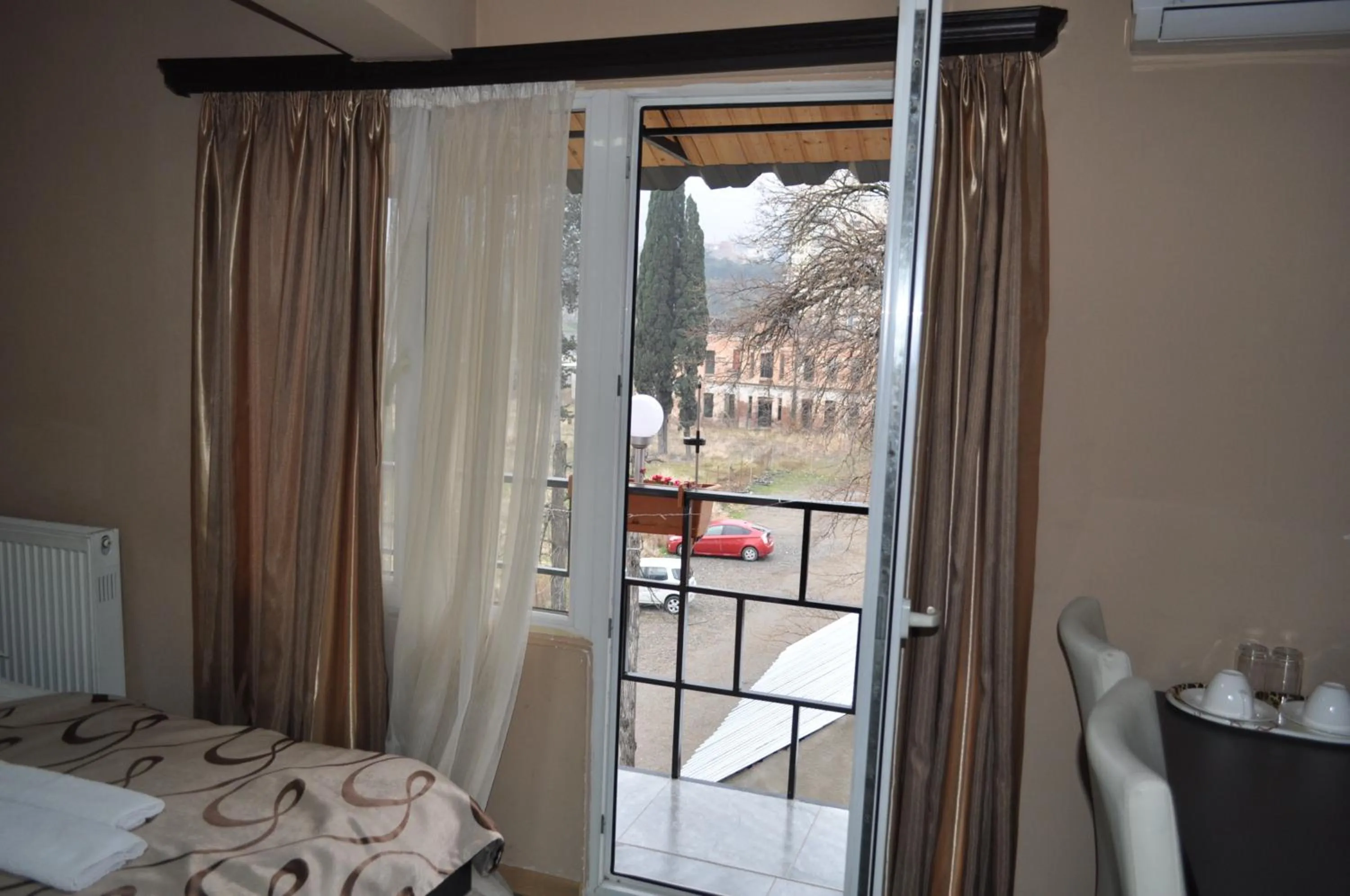 Bed in Hotel Your Comfort