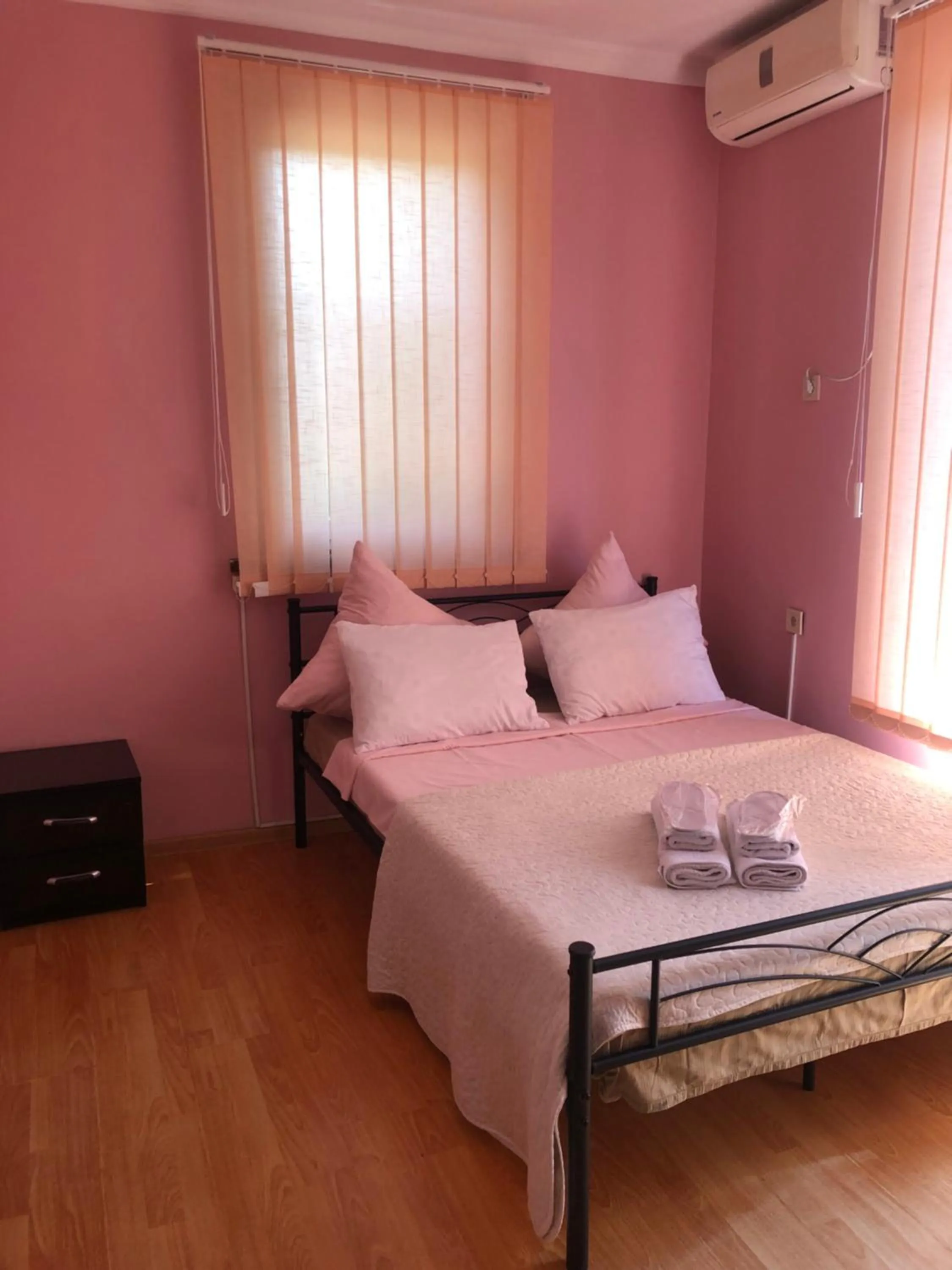 Bed in Hotel Your Comfort