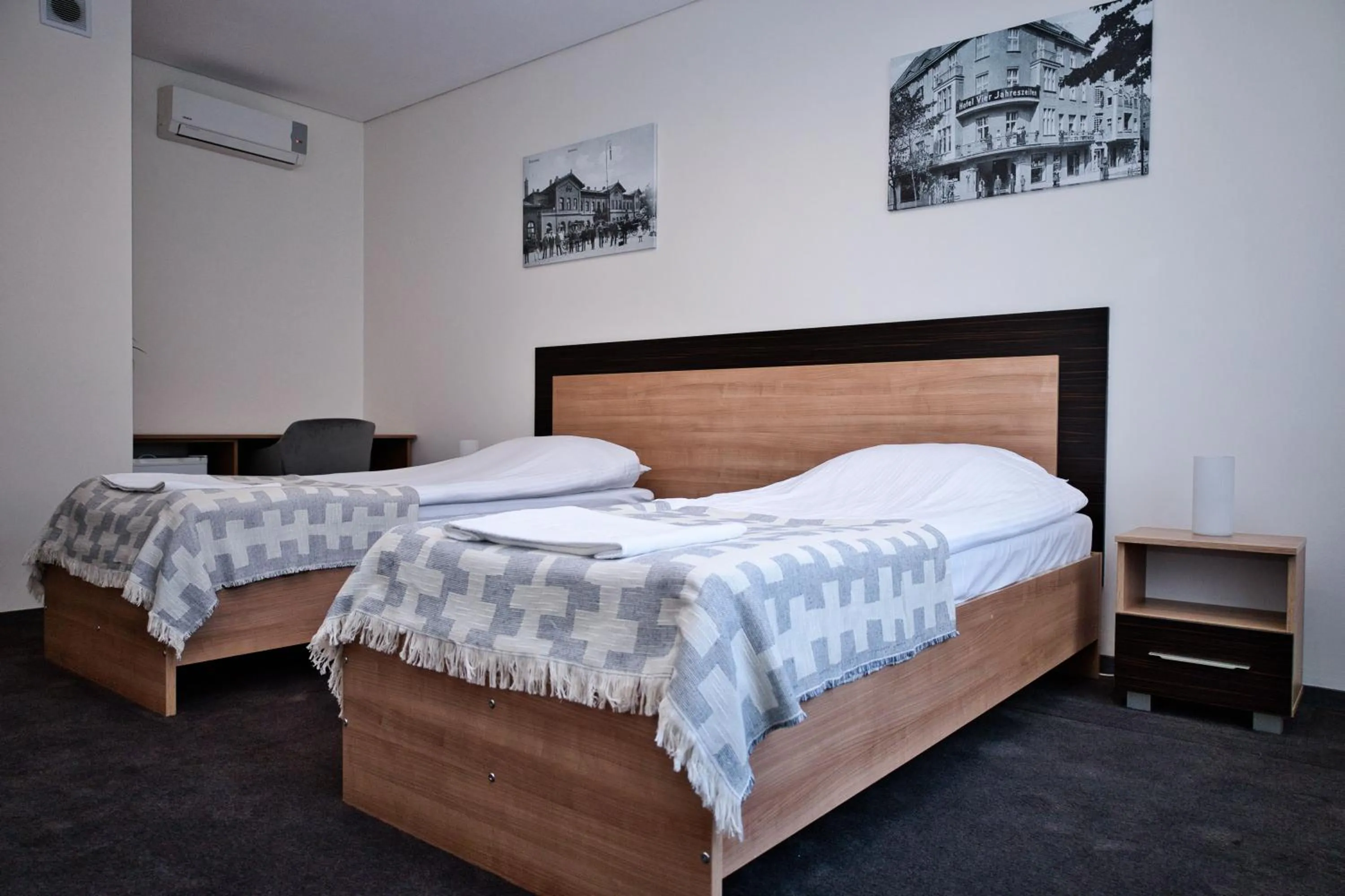 Bed in Restauracja Stylowa