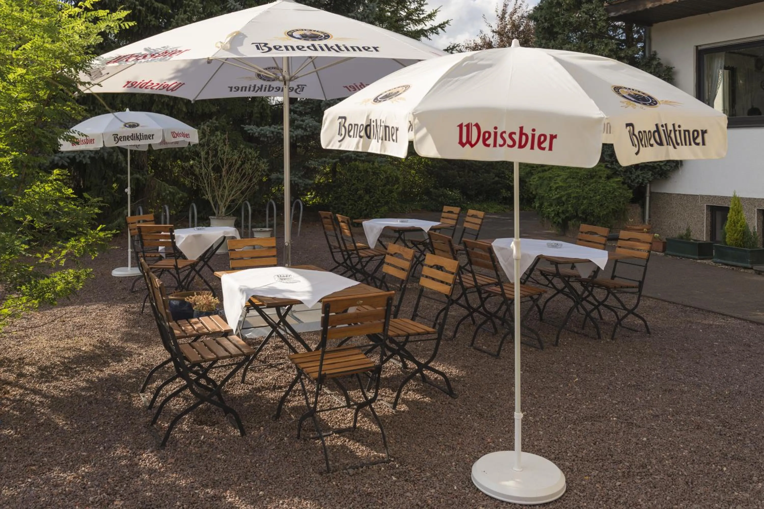 Patio in Hotel Restaurant Häsfeld