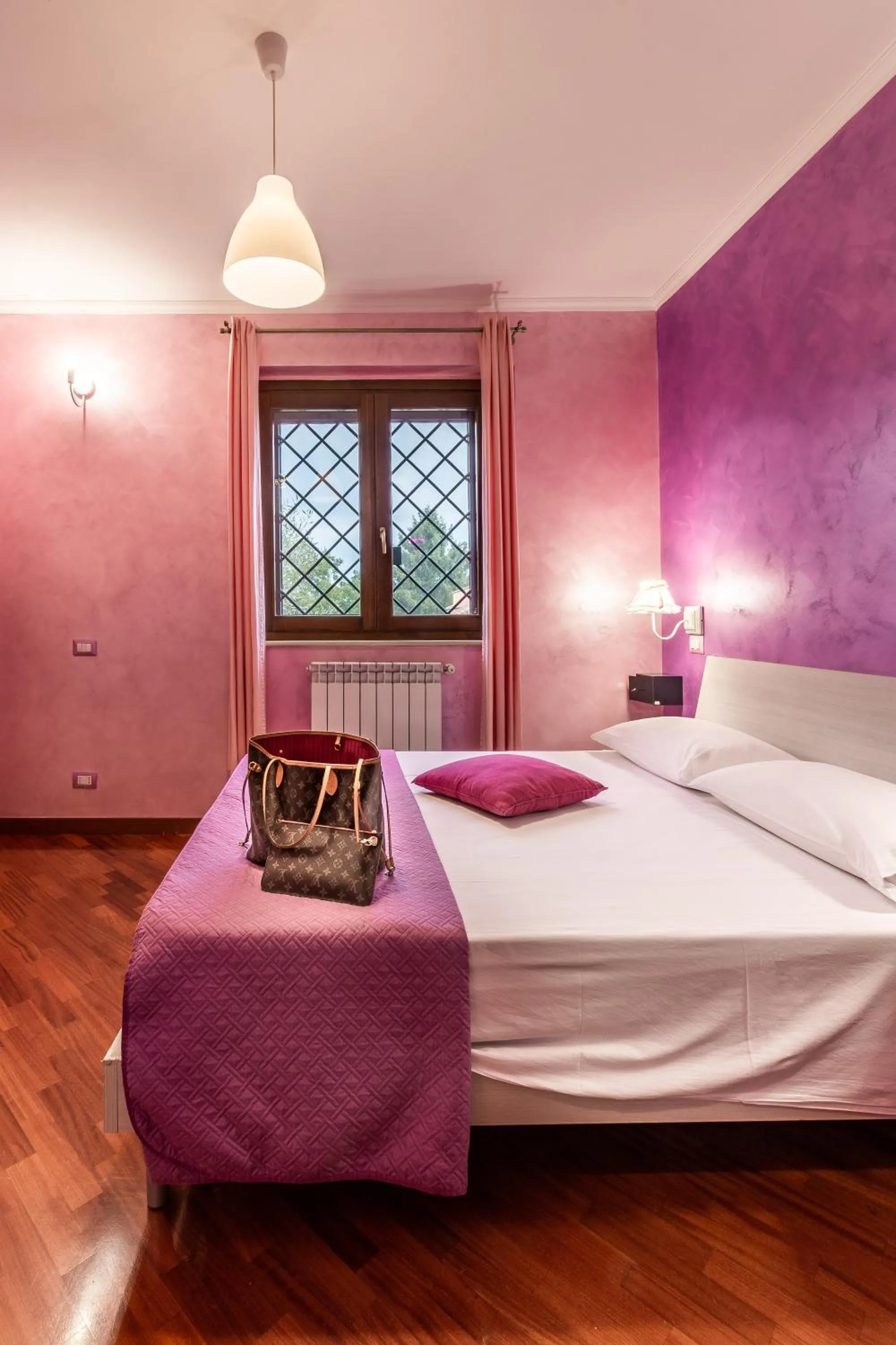 Il Bacio e La Nocciola