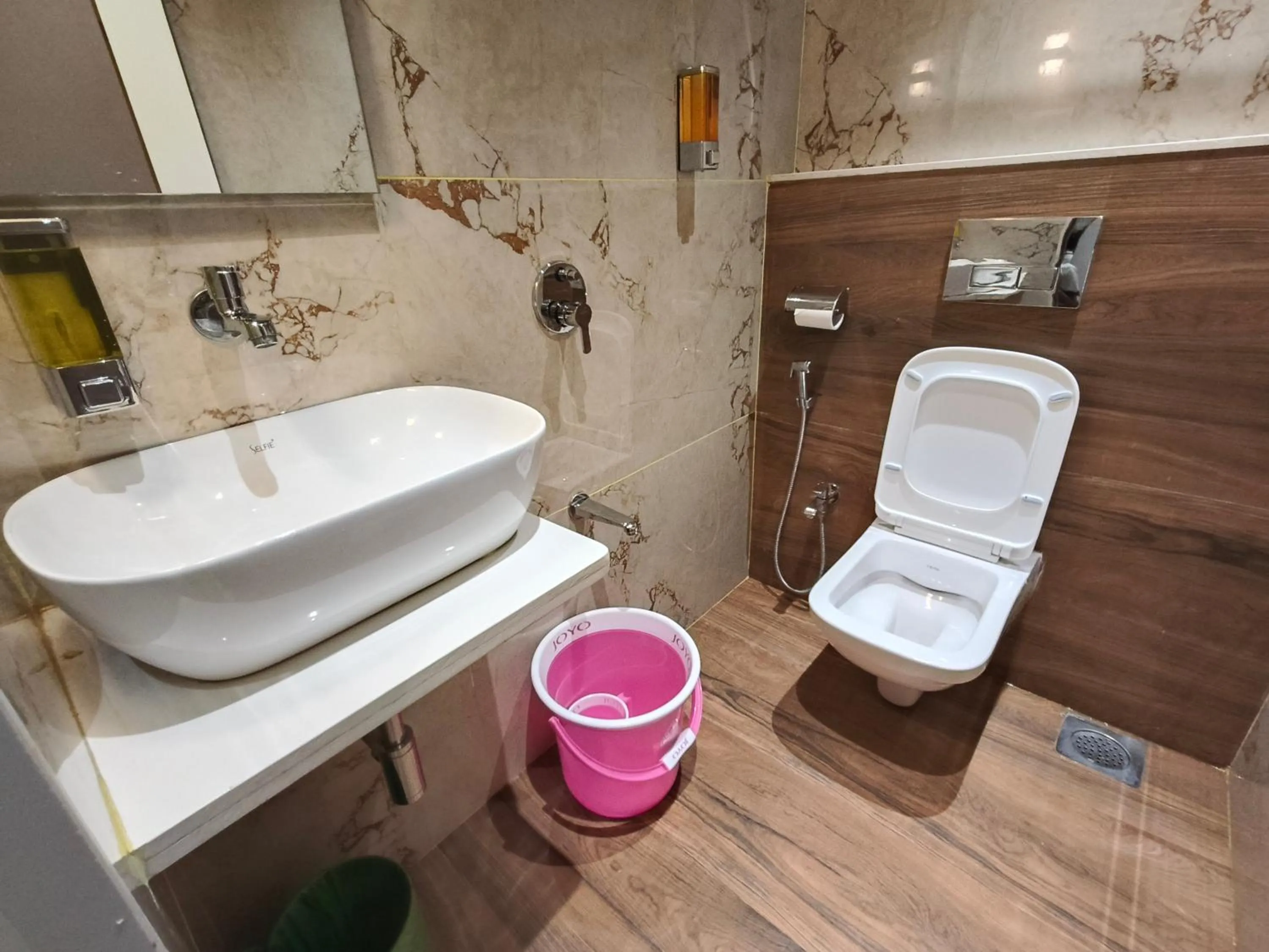 Hotel Melody Boutique Thane