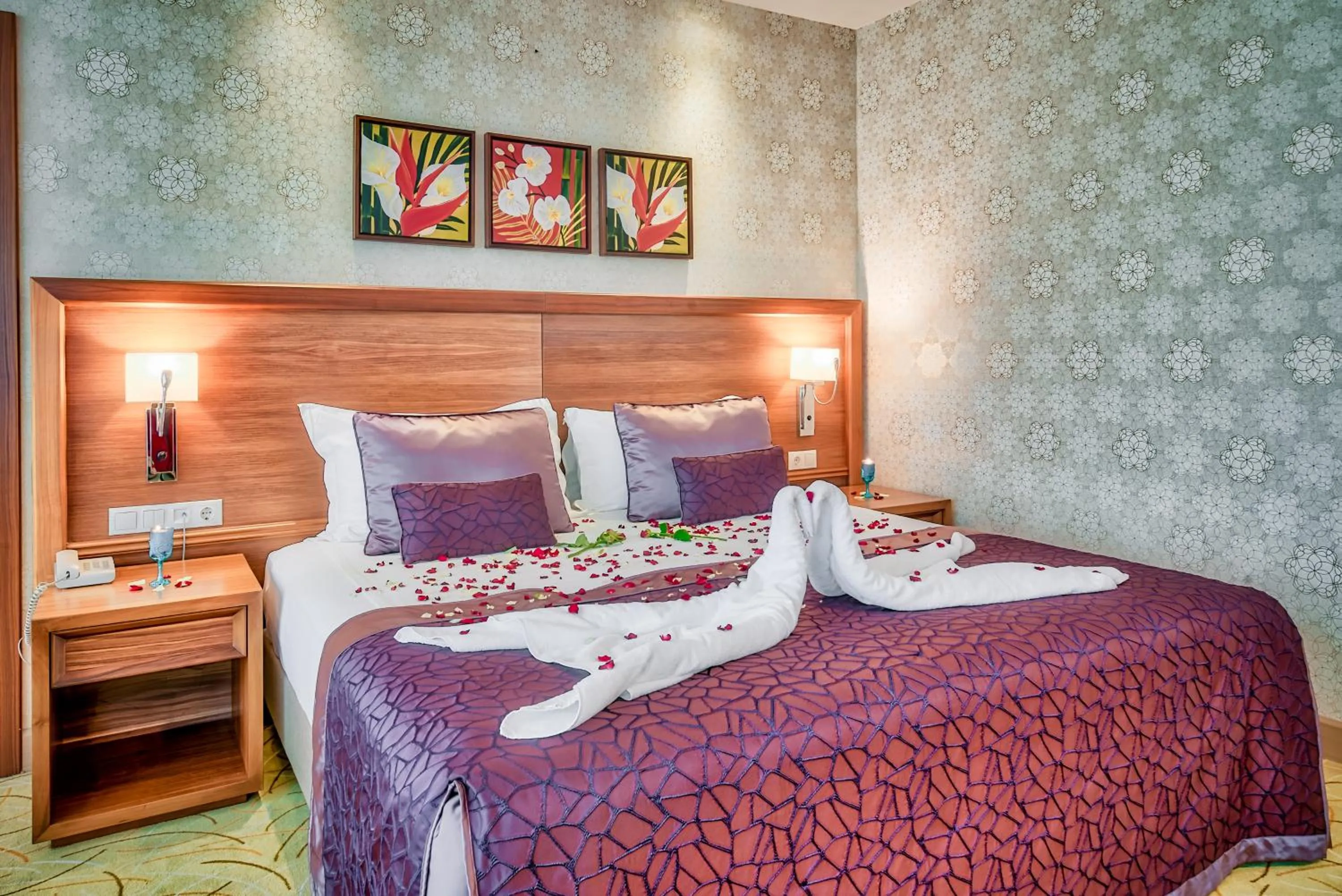 Bed in Atakosk Group Hotels