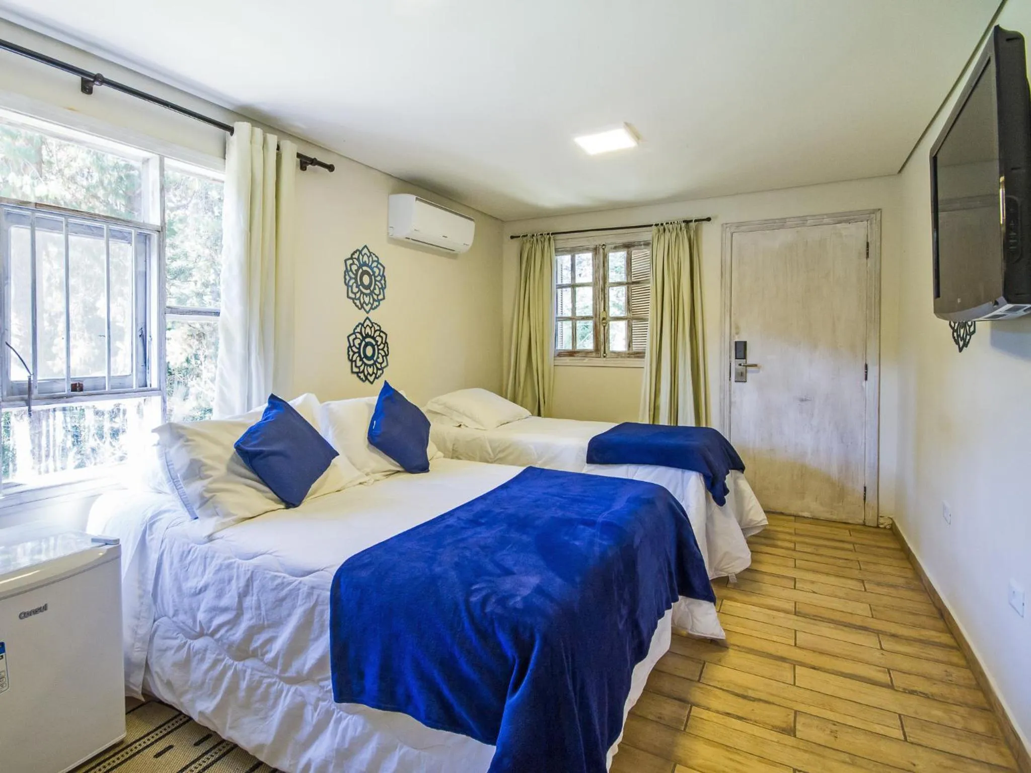 Bed in Villa Vintage Campos - Piscina e opções de suites com hidromassagem