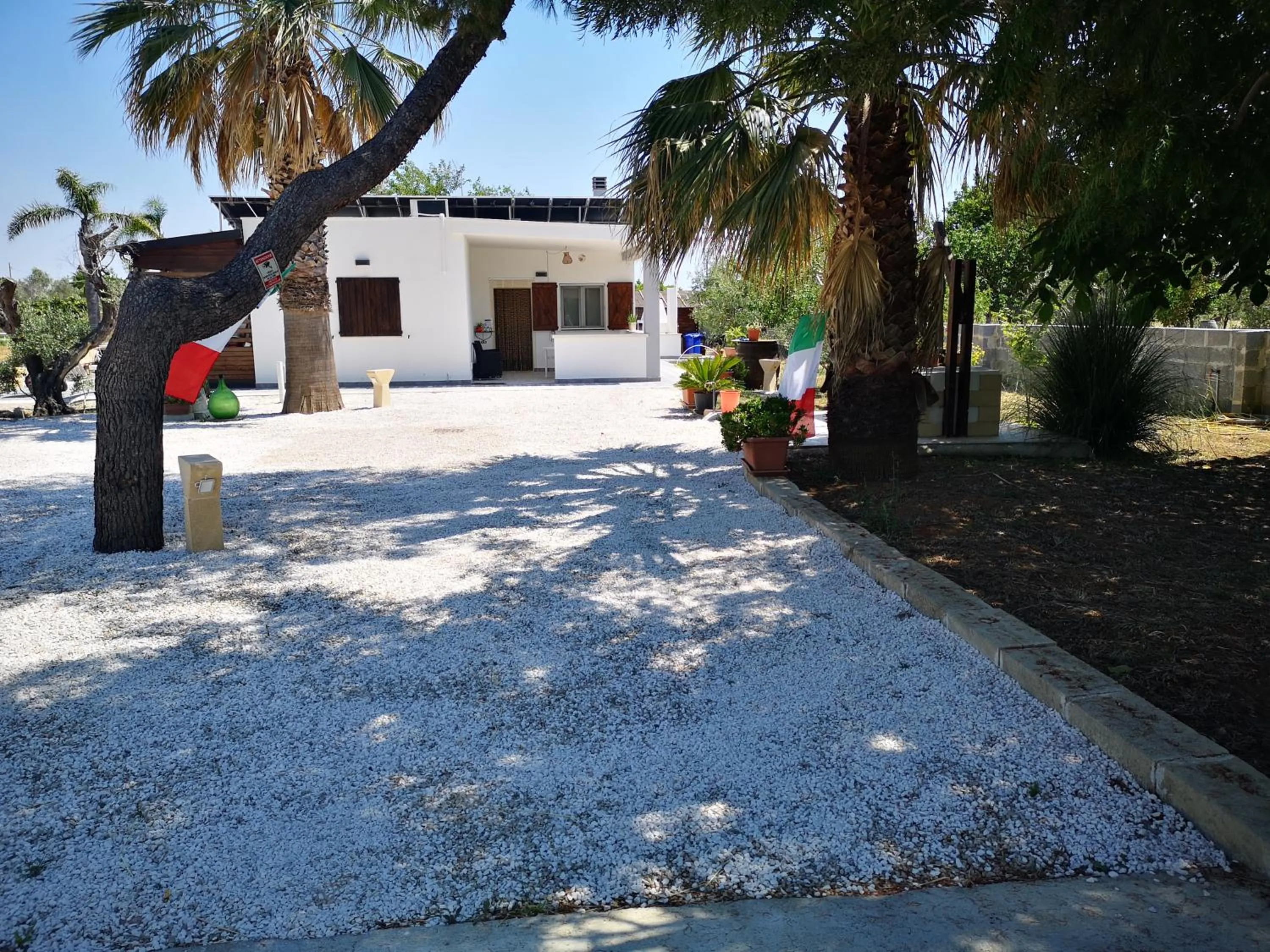 Property building in B&B Angolo Magico