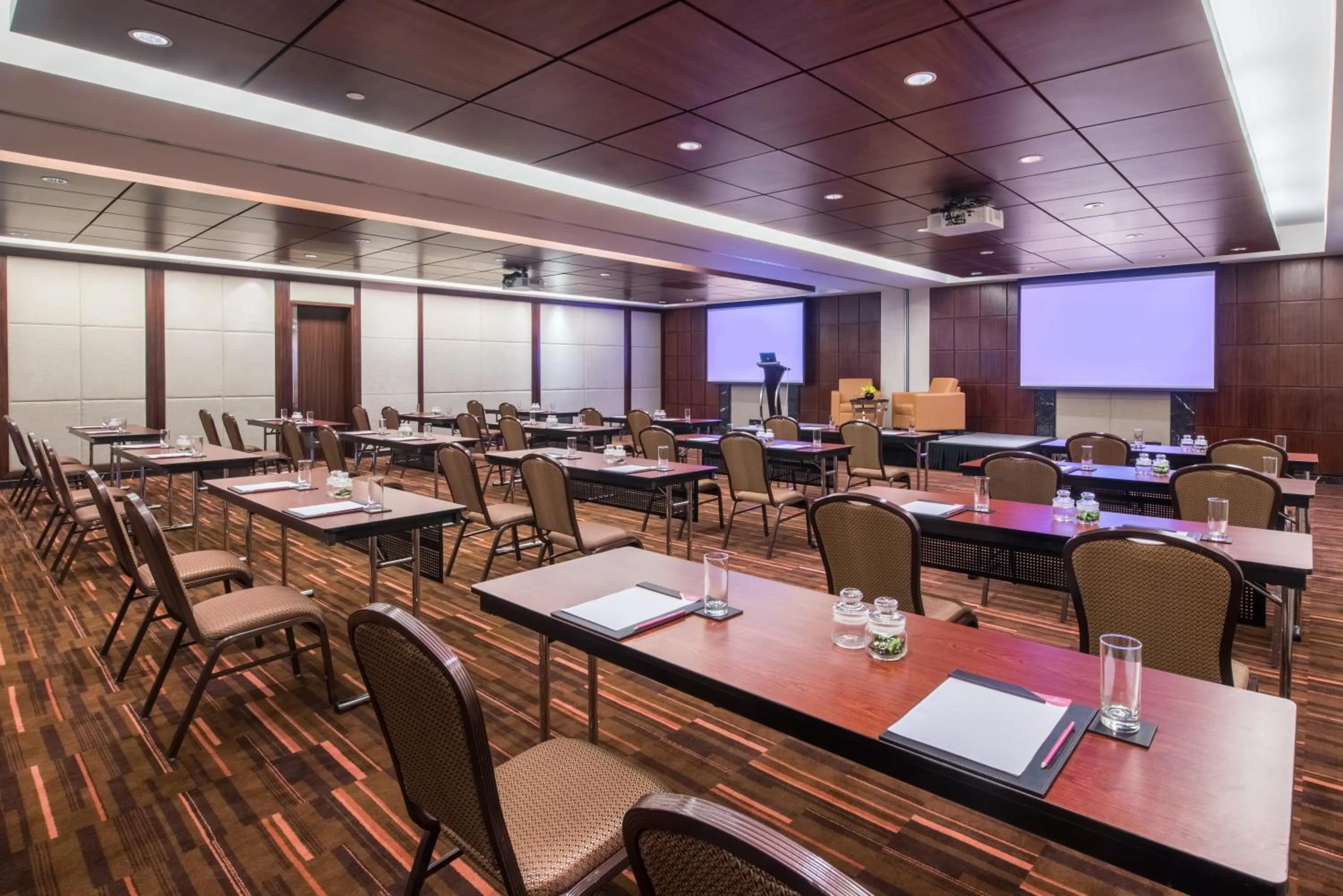 Meeting/conference room in InterContinental Jaipur Tonk Road by IHG