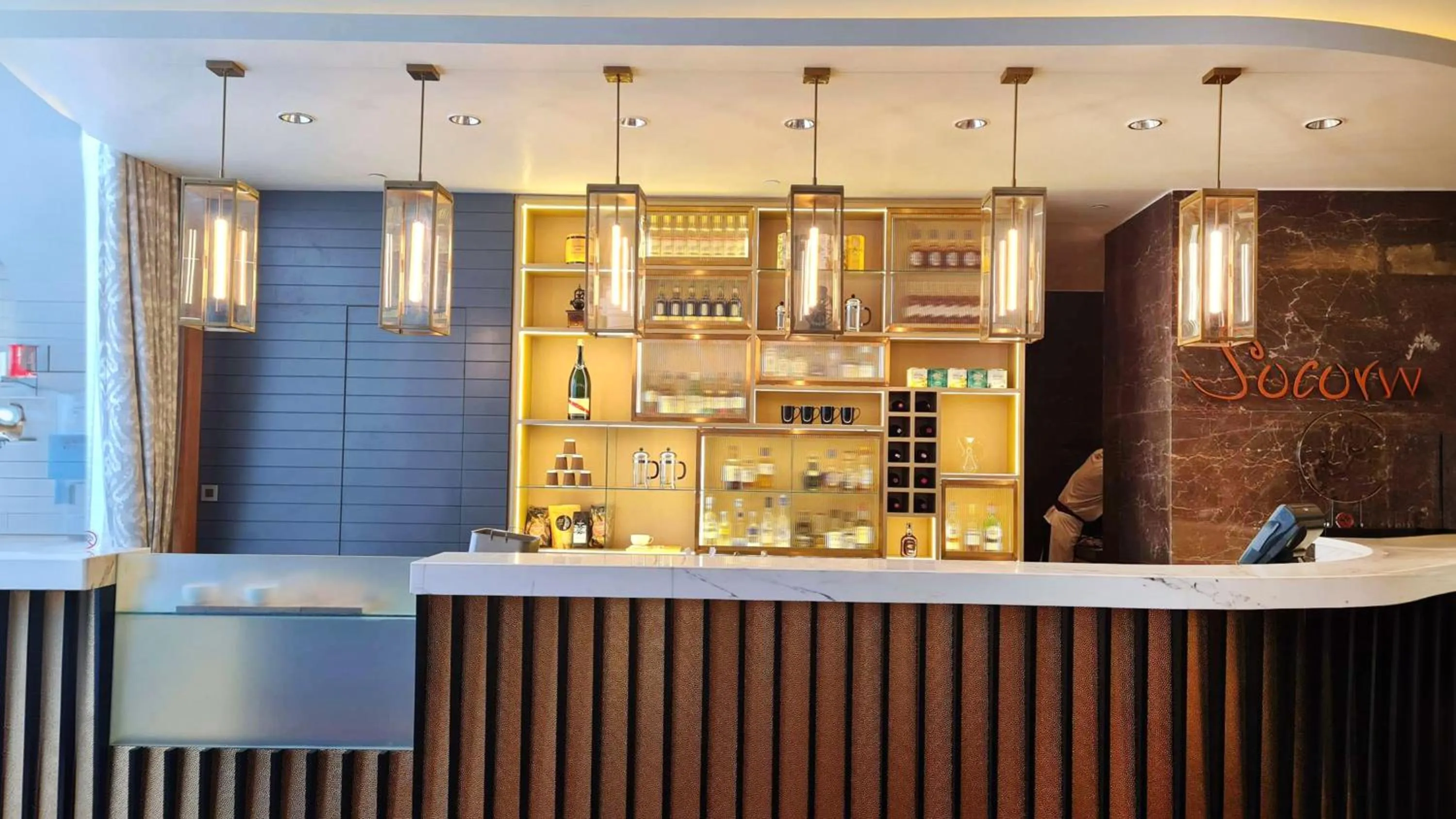 Lounge or bar in InterContinental Jaipur Tonk Road by IHG
