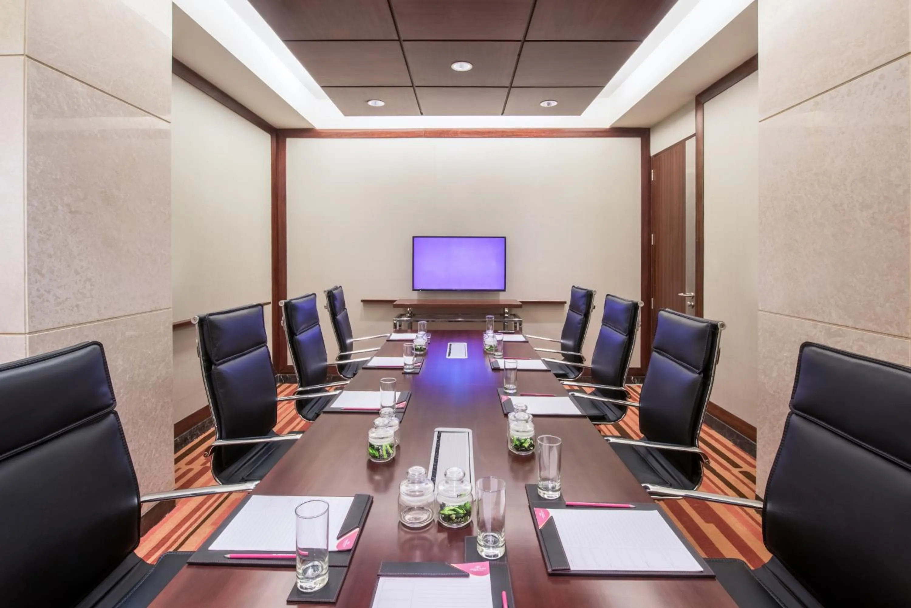 Meeting/conference room in InterContinental Jaipur Tonk Road by IHG