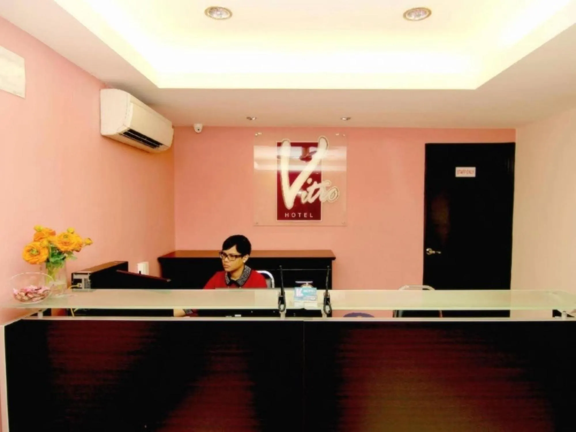 Lobby or reception in Vitro Hotel