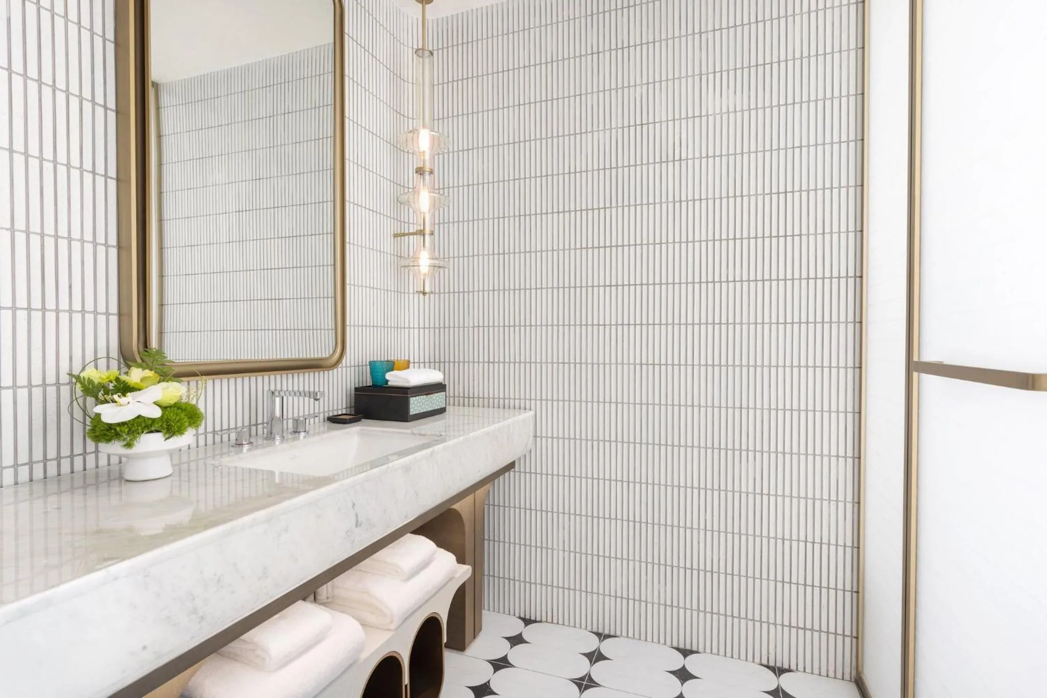 Photo of the whole room in Vignette Collection TFT Chongqing by IHG