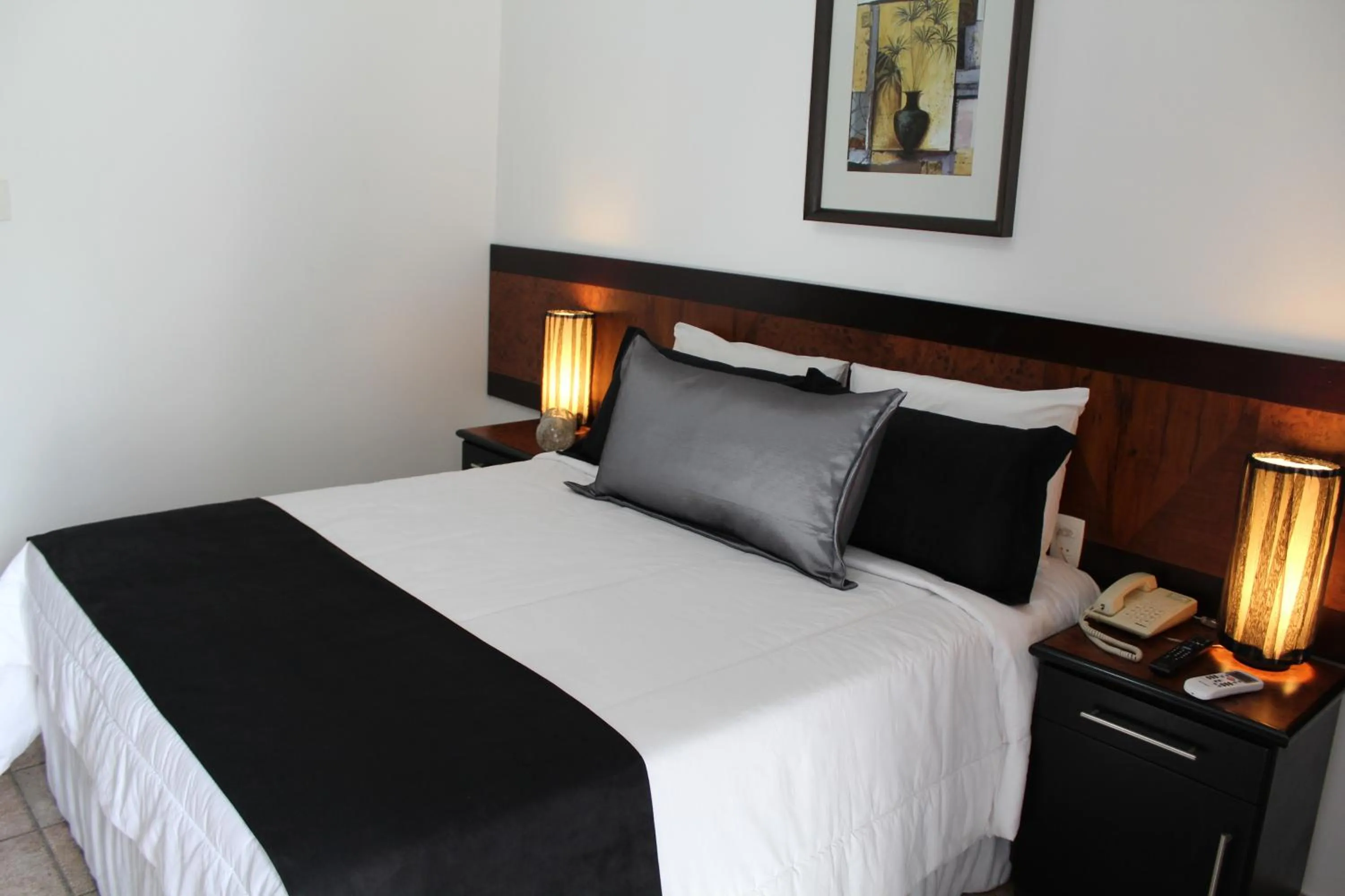 Bed in Hotel Dom Henrique