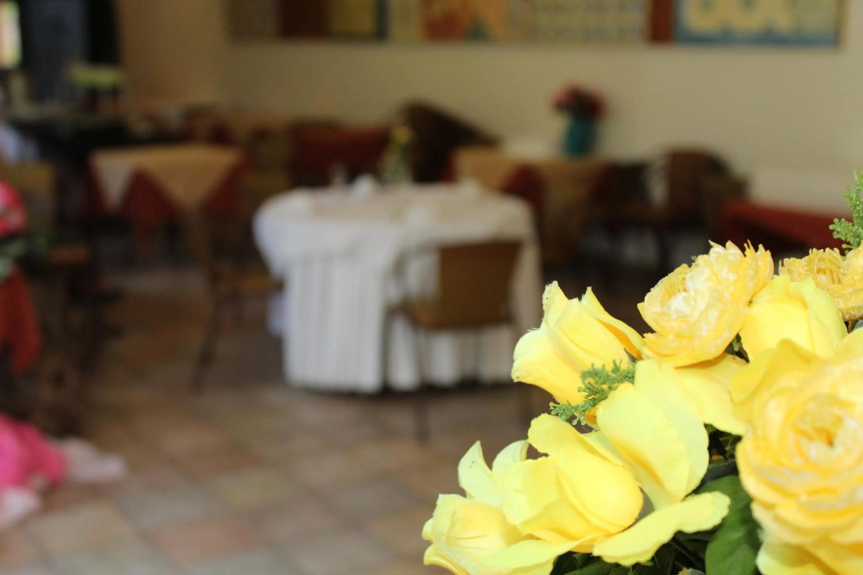 Restaurant/places to eat in Hotel Dom Henrique