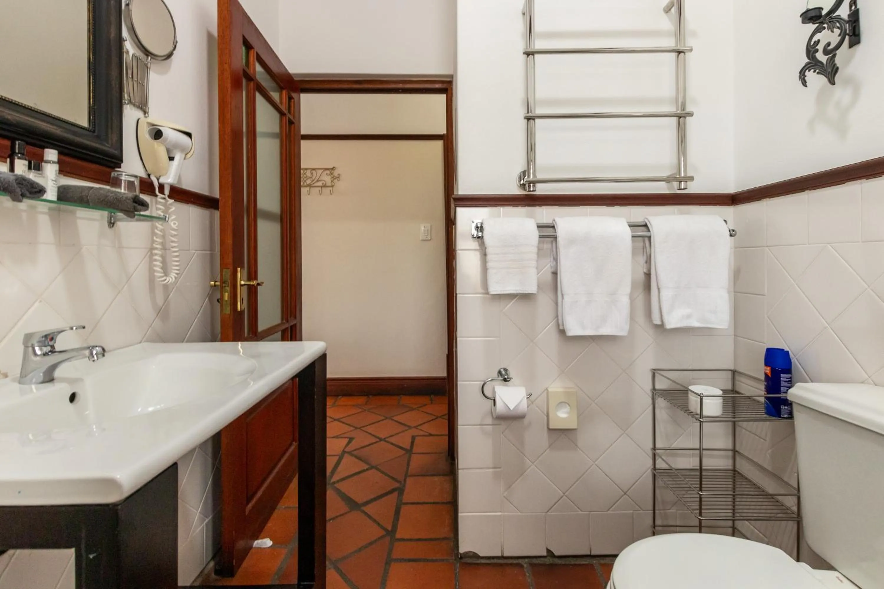 Bathroom in Berg en Zee Guesthouse