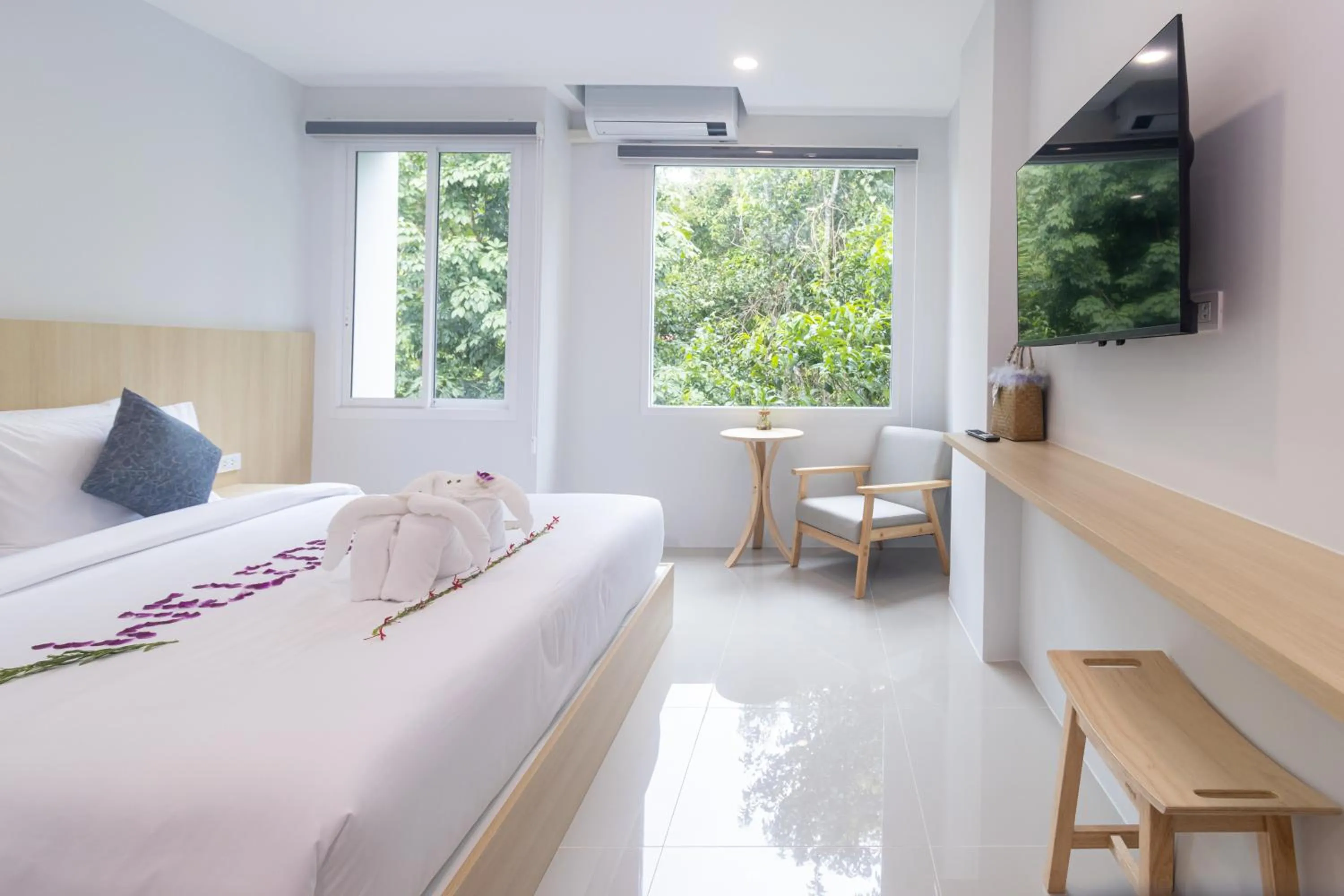 Deluxe Double Room in Ao Nang CheapPer Hotel