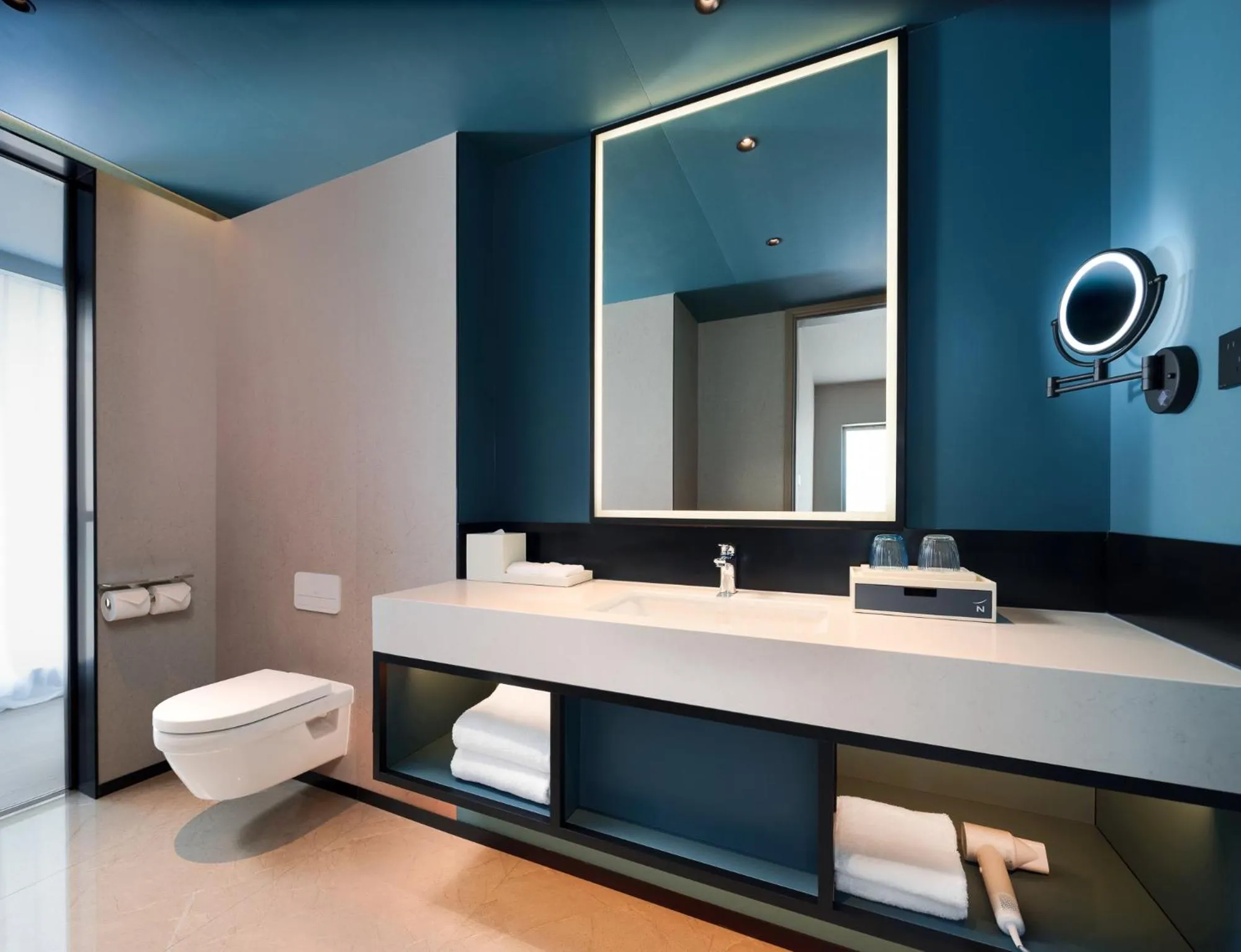 Toilet in Novotel Kunming Yunjin