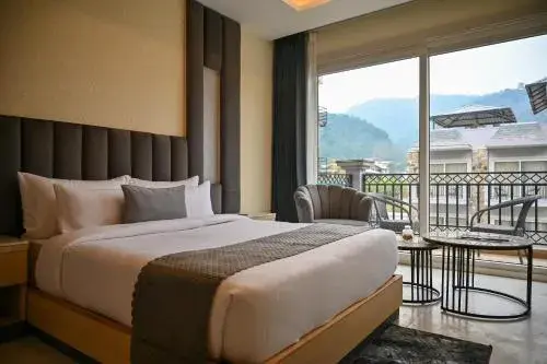Executive Room with Balcony in Amritara Chakra River Resort Executive Room with Balcony in Amritara Chakra River Resort