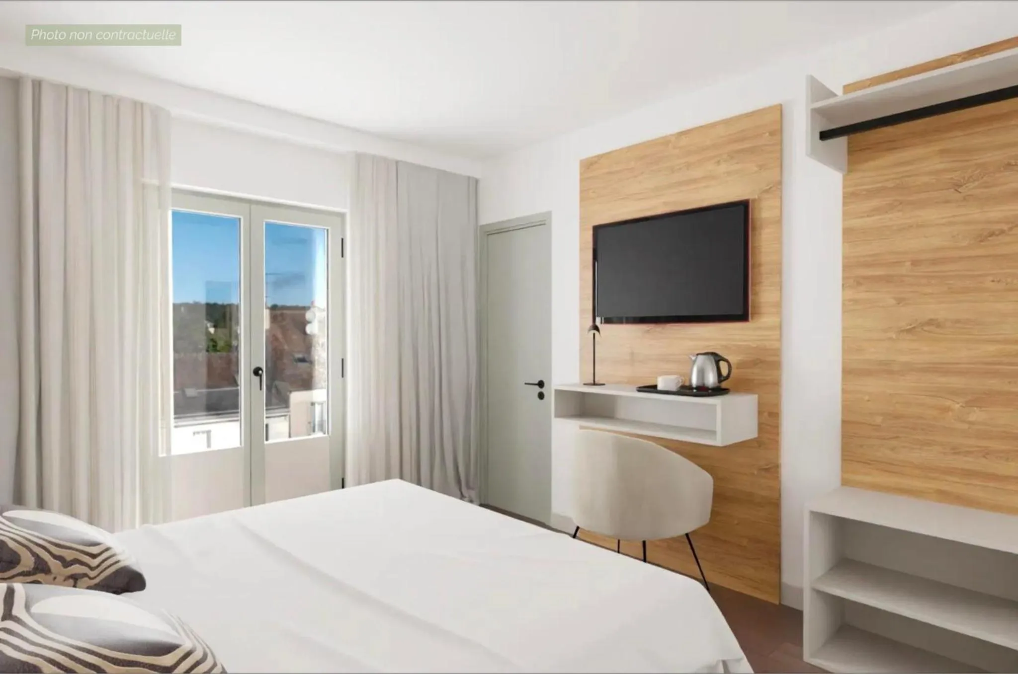 Photo of the whole room, Bed in The Originals city, Hôtel Harys