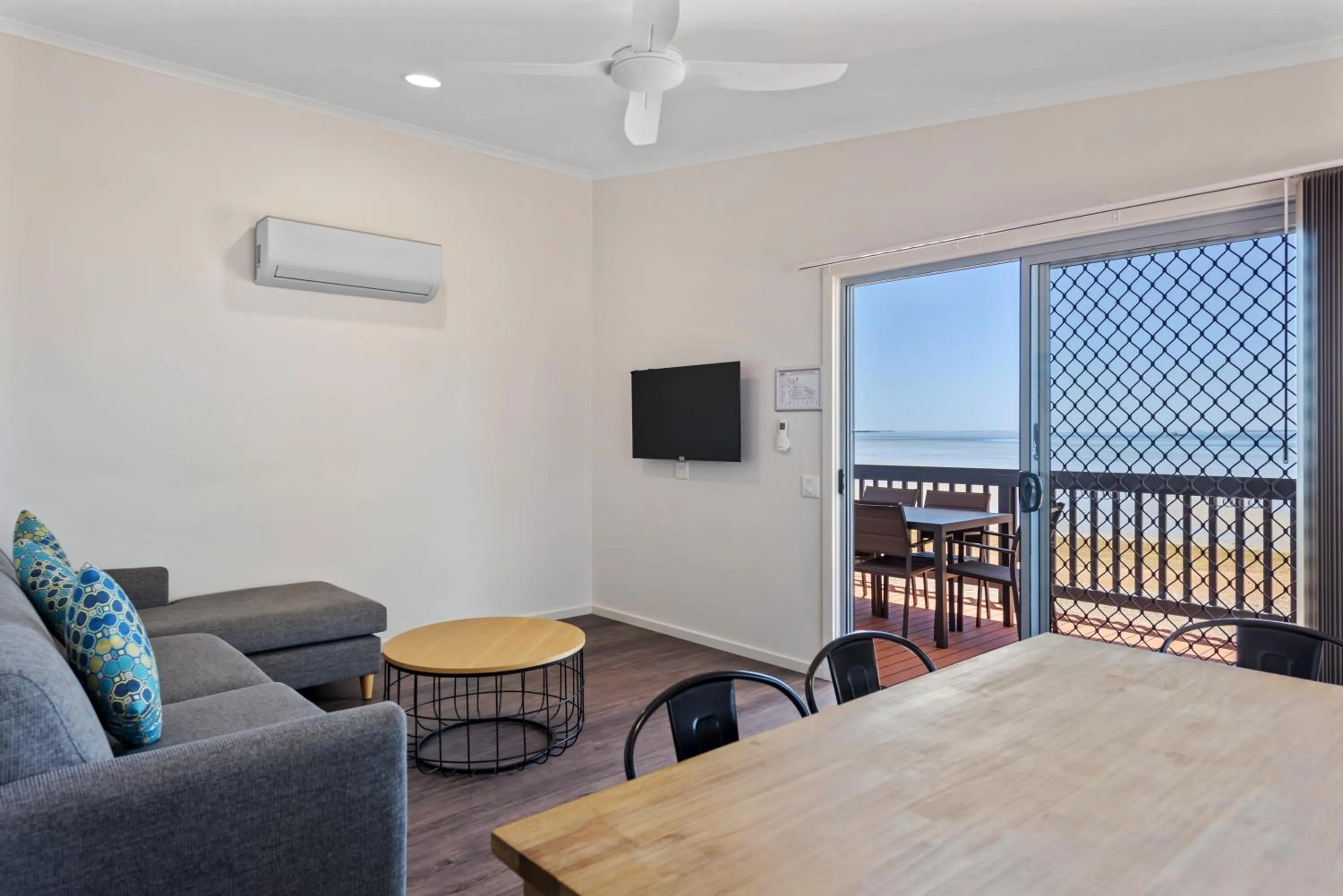 Living room in Discovery Parks - Streaky Bay Foreshore