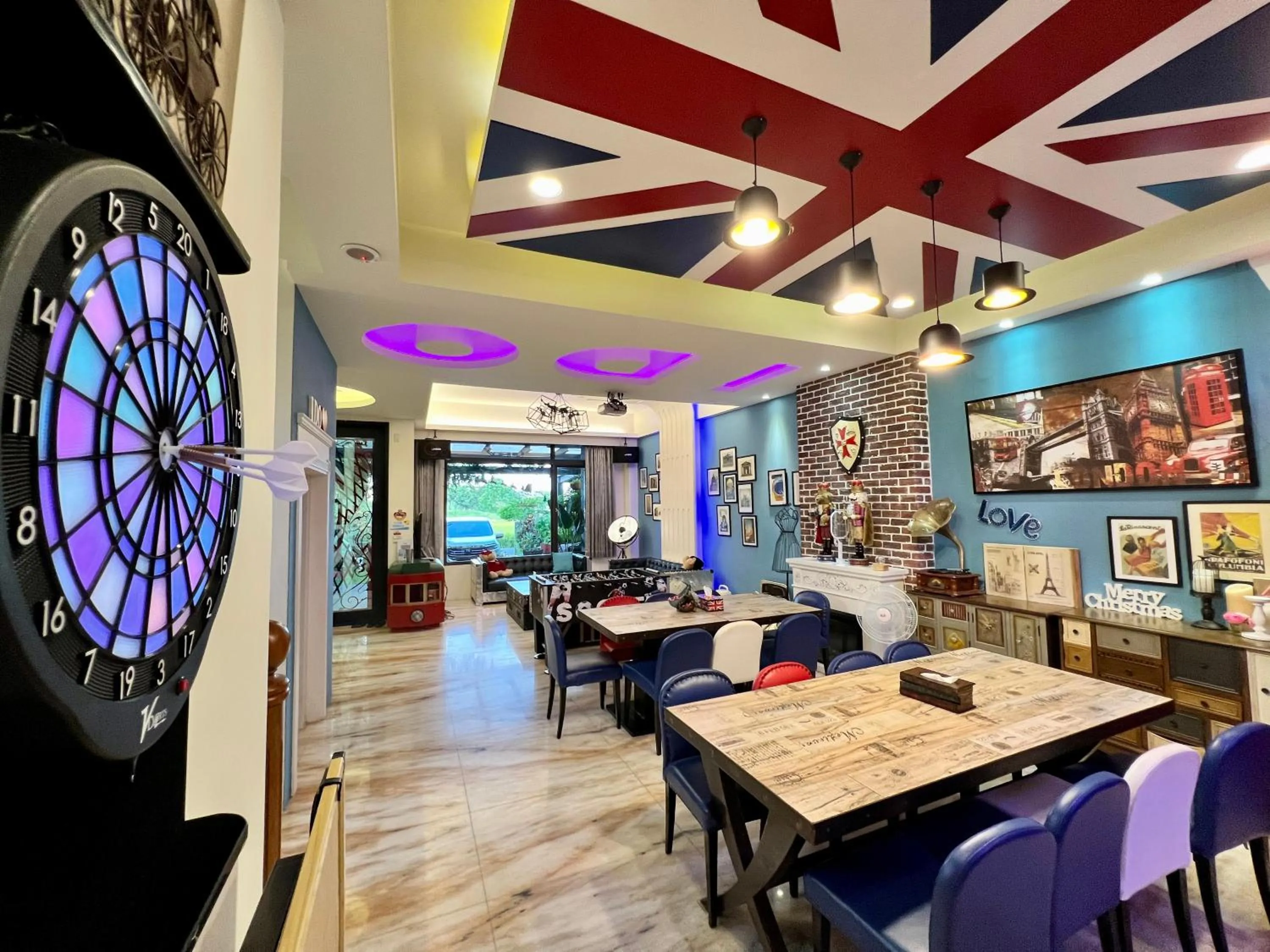 Living room in 宜蘭I Do主題電梯民宿