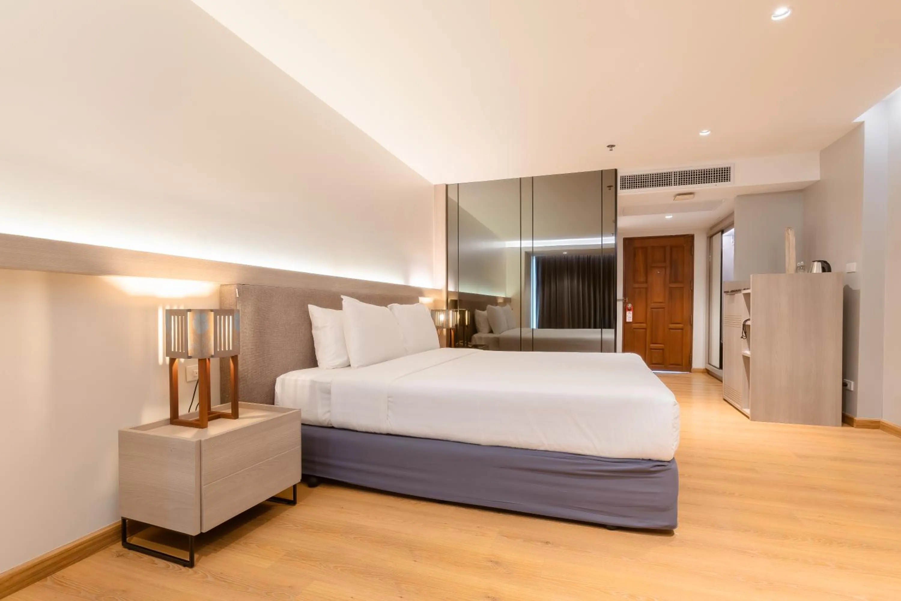 Bed in Sandy Spring Hotel