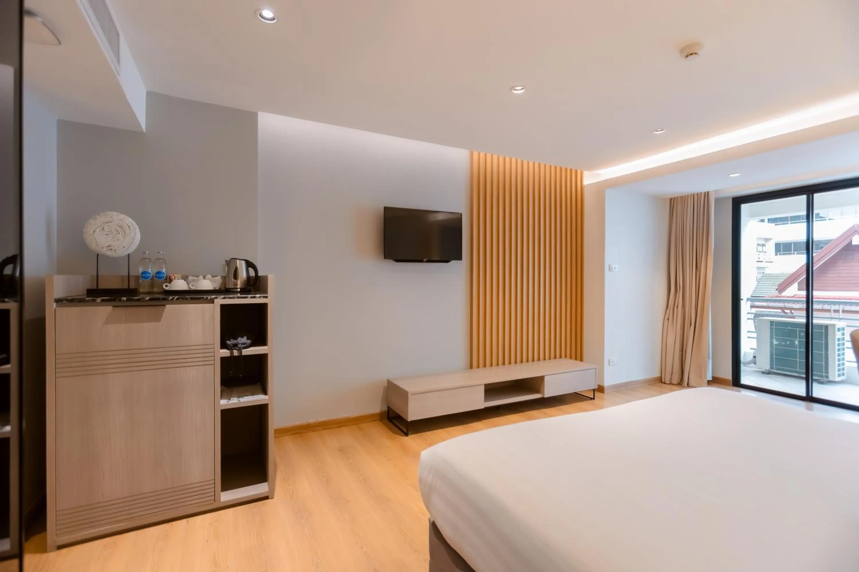 Bed in Sandy Spring Hotel