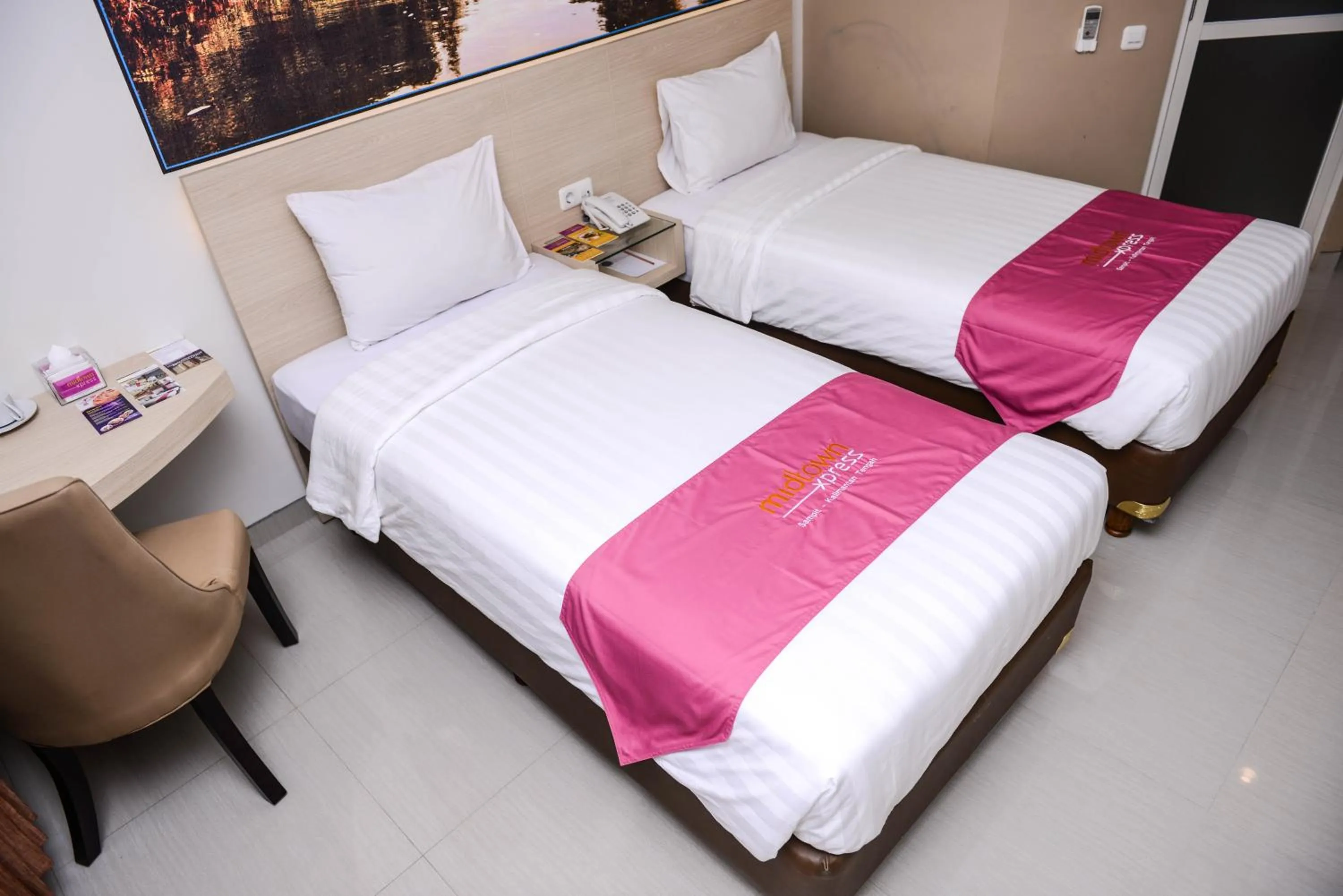 Bedroom, Bed in Midtown Xpress Sampit - Kalimantan Tengah