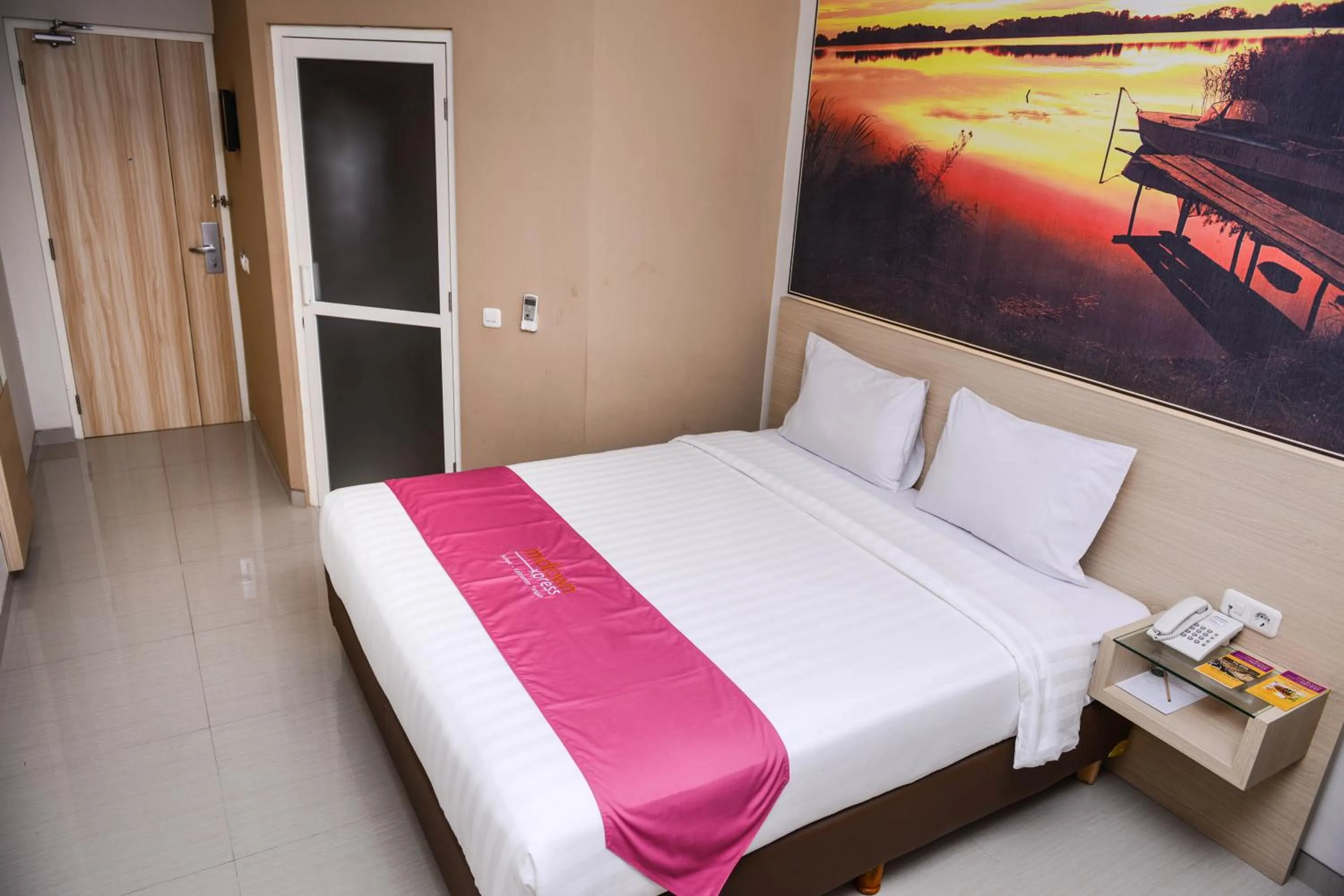 Bedroom, Bed in Midtown Xpress Sampit - Kalimantan Tengah