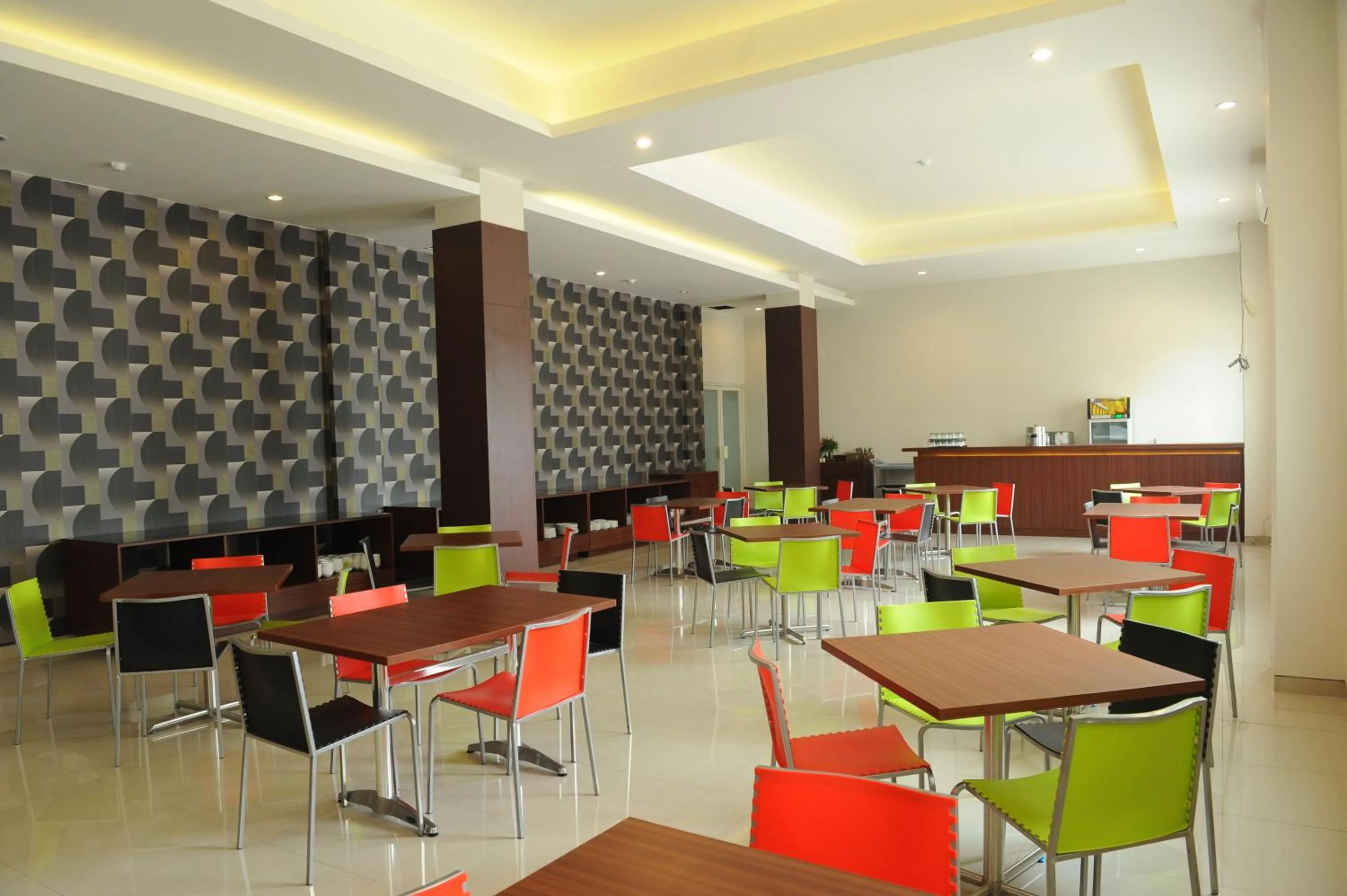 Restaurant/places to eat in Midtown Xpress Sampit - Kalimantan Tengah