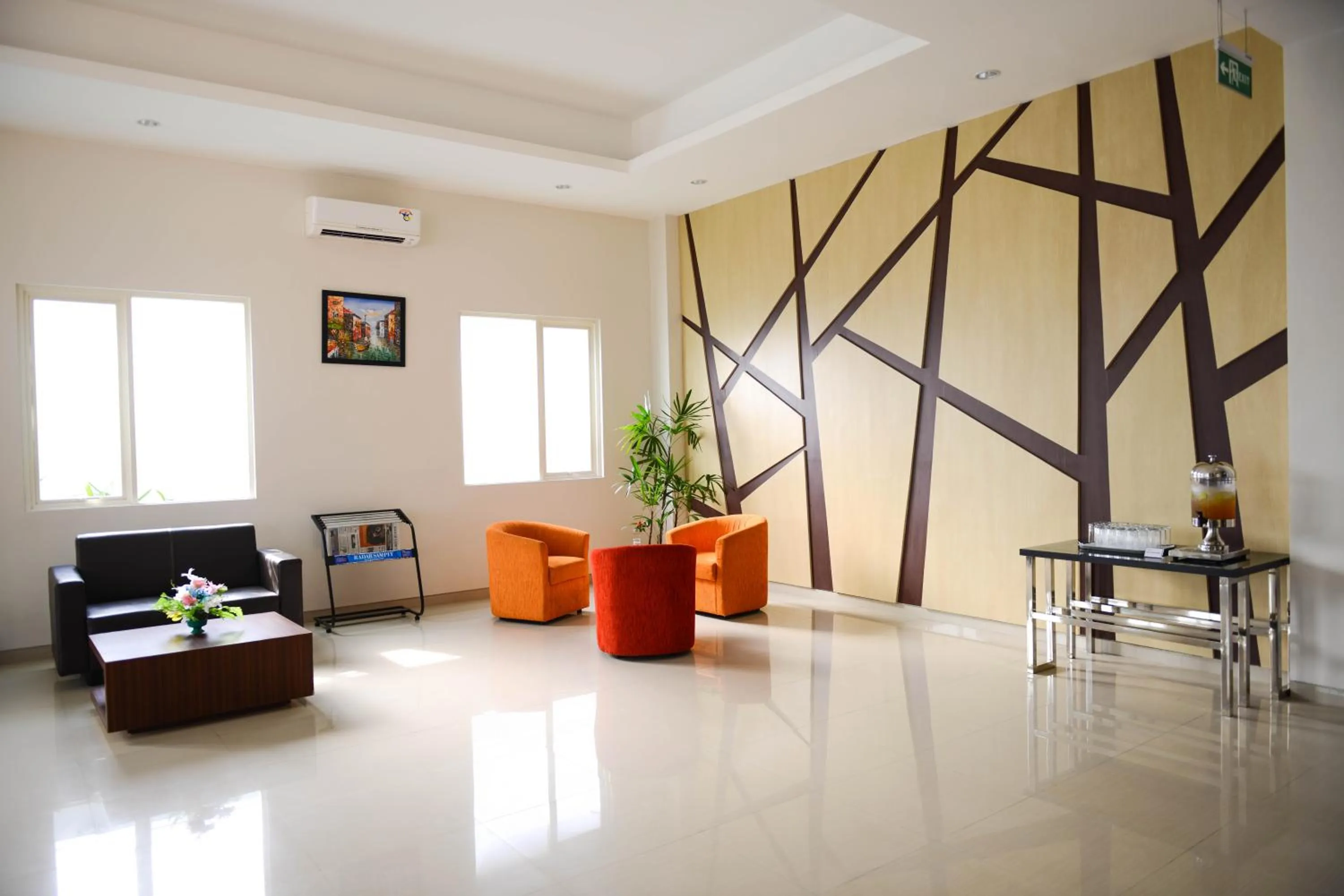 Lobby or reception in Midtown Xpress Sampit - Kalimantan Tengah