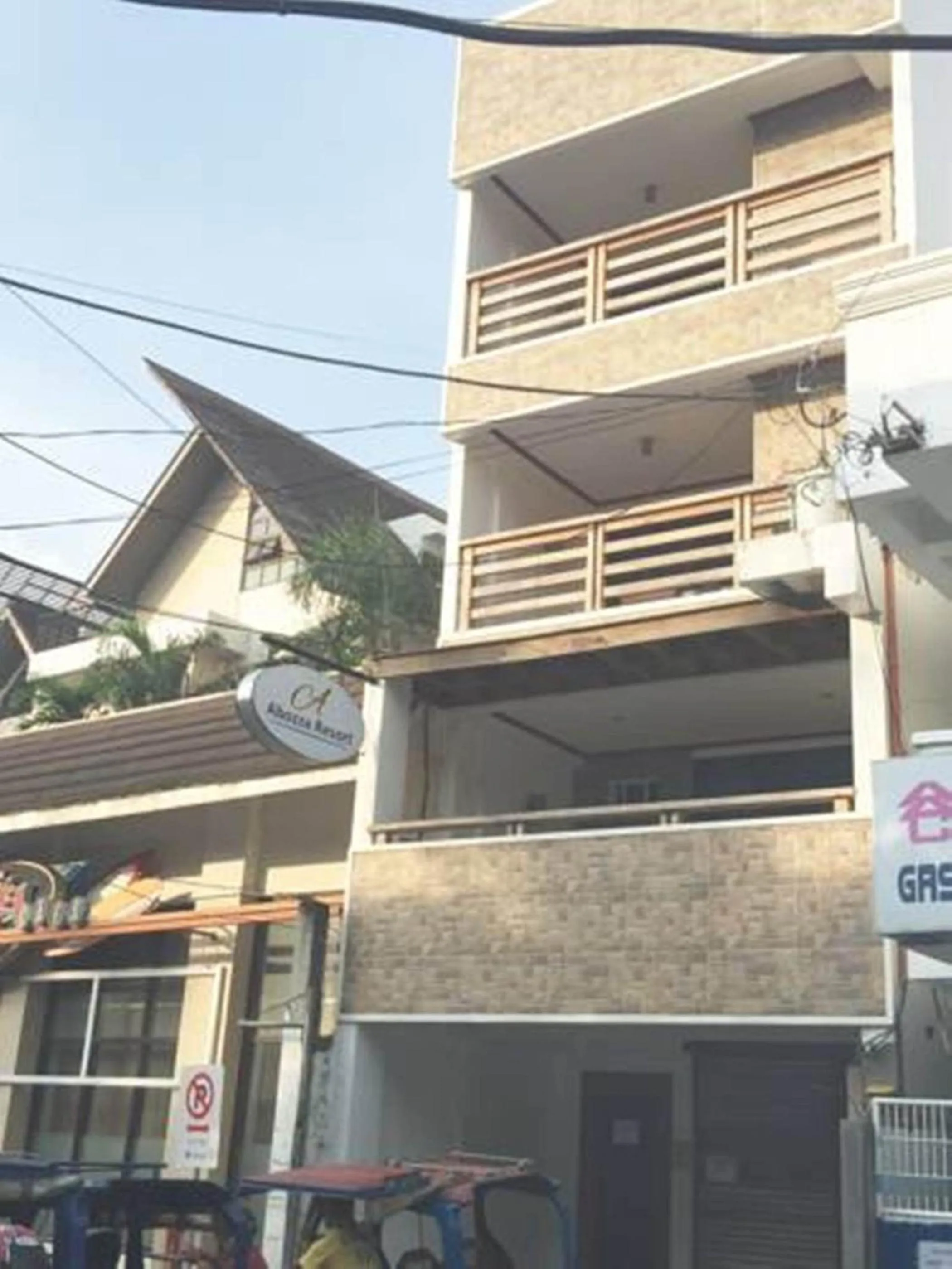 Facade/entrance in Abozza Resort