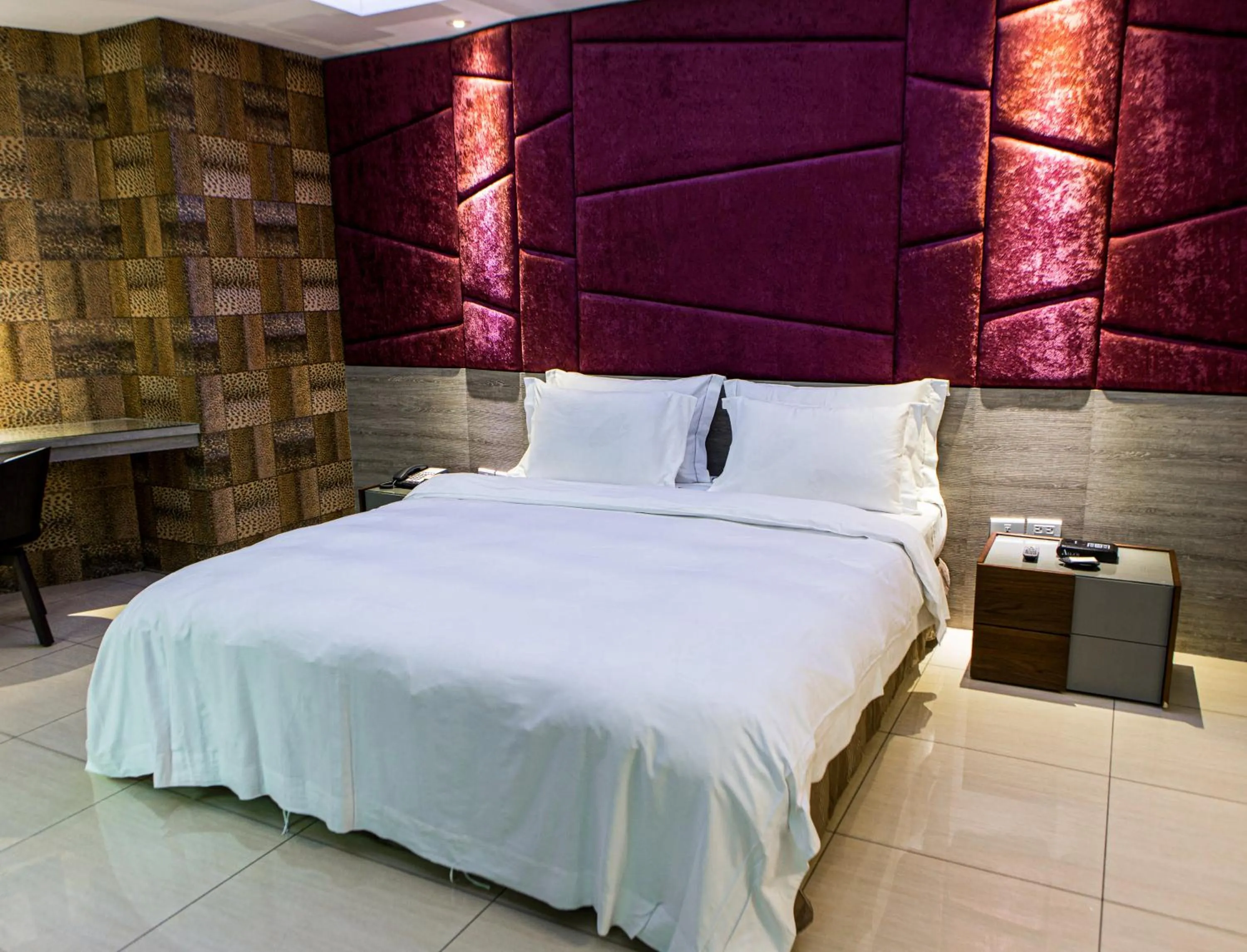 Bed in All-Ur Boutique Motel - Tai Tung Branch