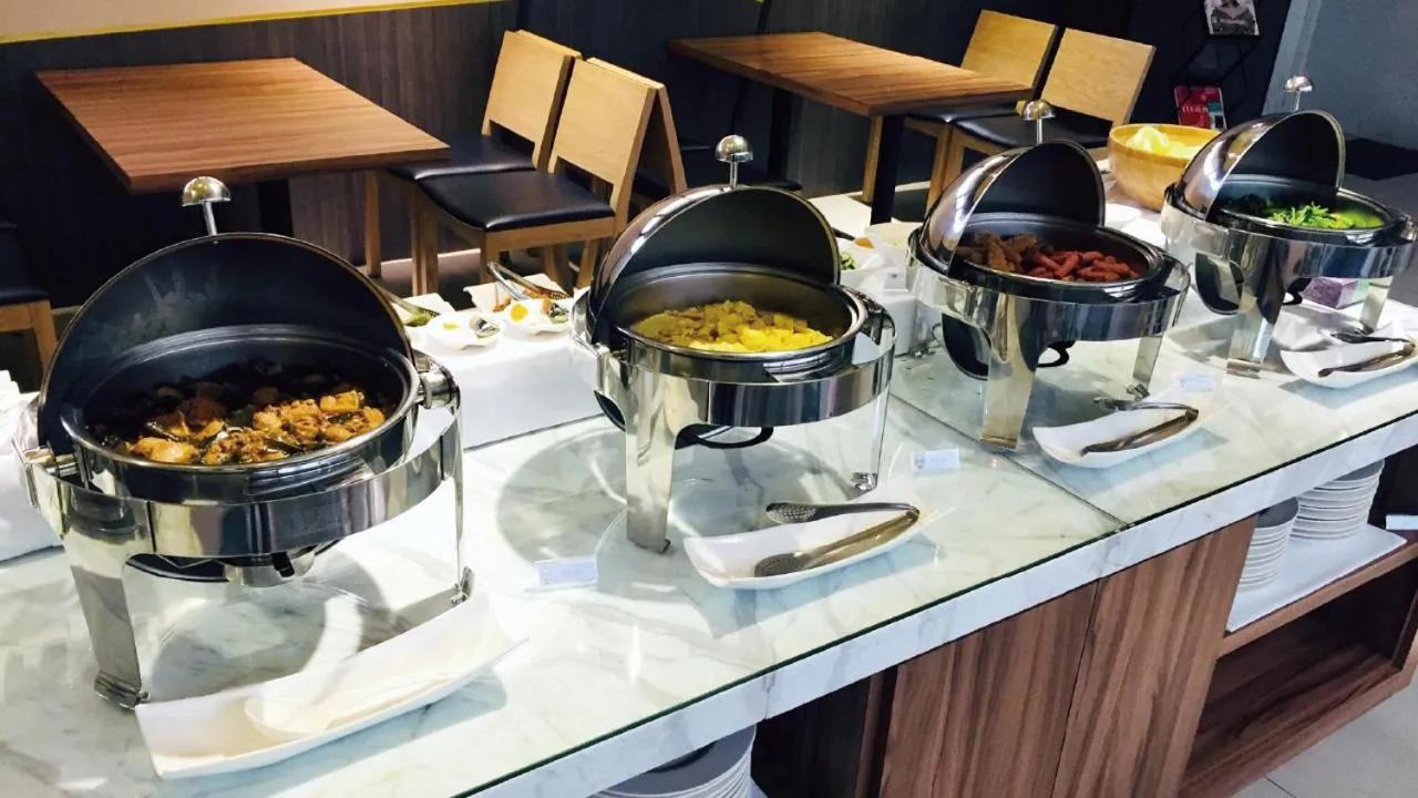 Restaurant/places to eat in All-Ur Boutique Motel - Tai Tung Branch