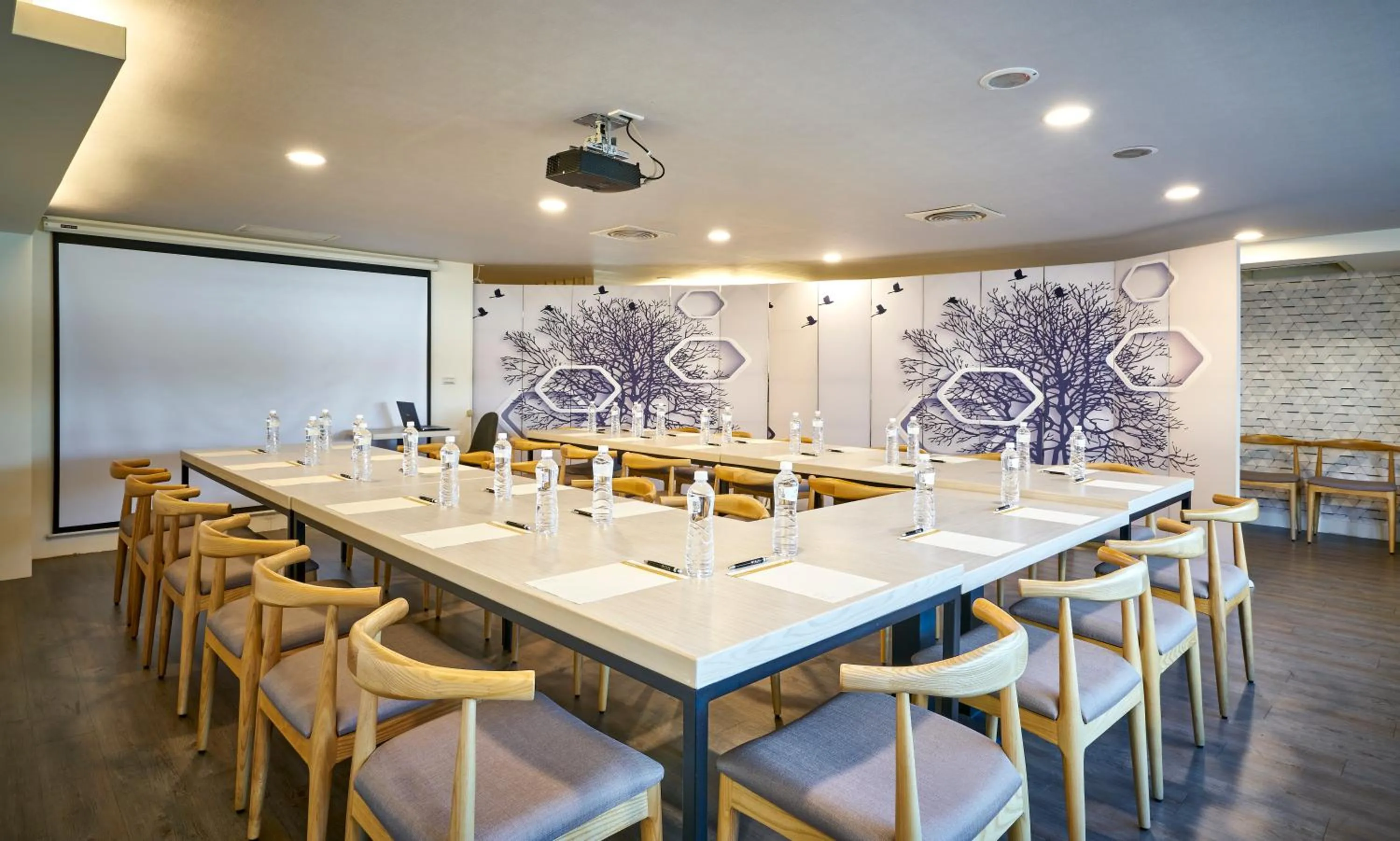Meeting/conference room in Ho Fong Business Stay