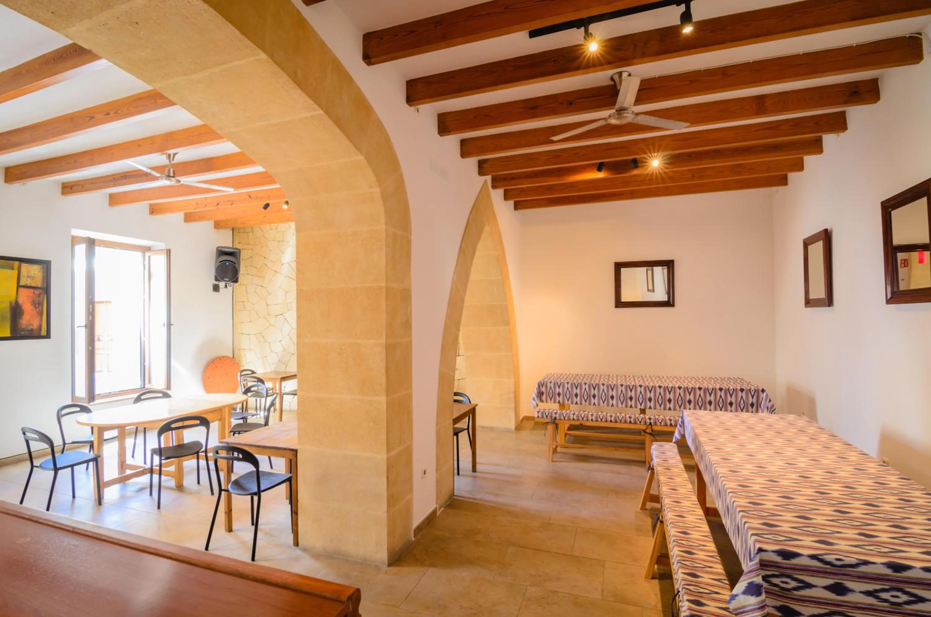 Lounge or bar in Embat - Hostel