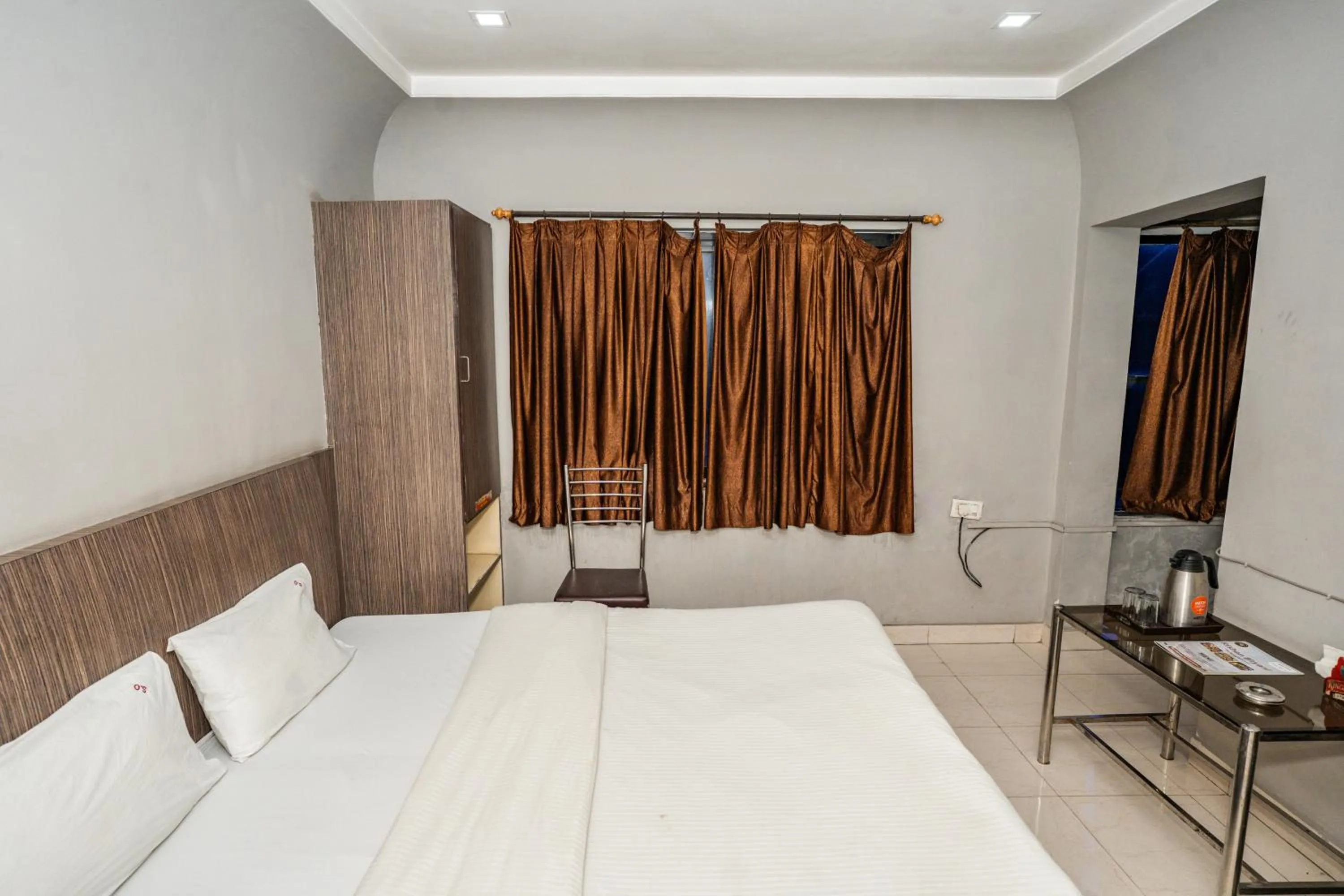 Photo of the whole room, Bed in Hotel Sun-Om