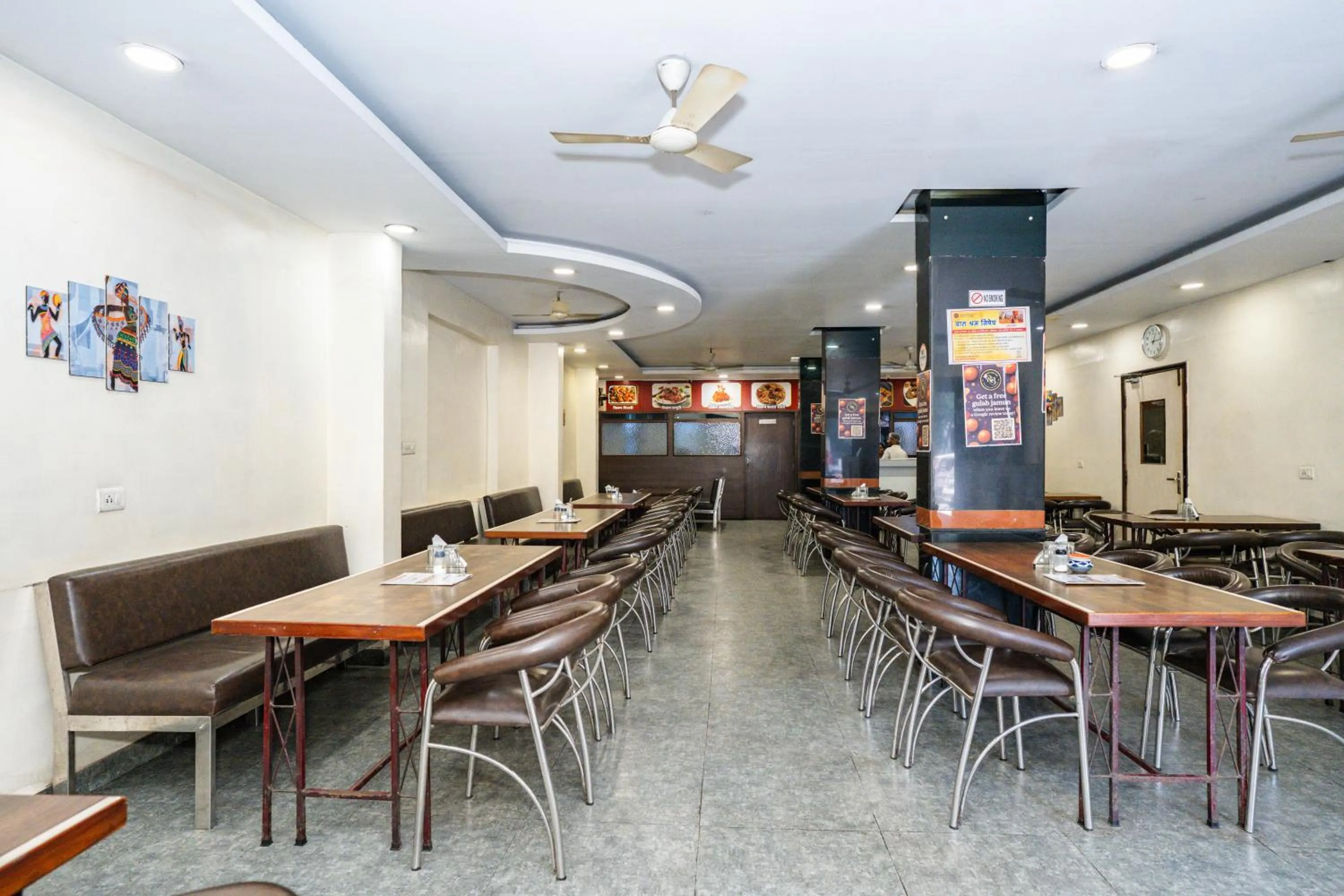 Restaurant/places to eat in Hotel Sun-Om