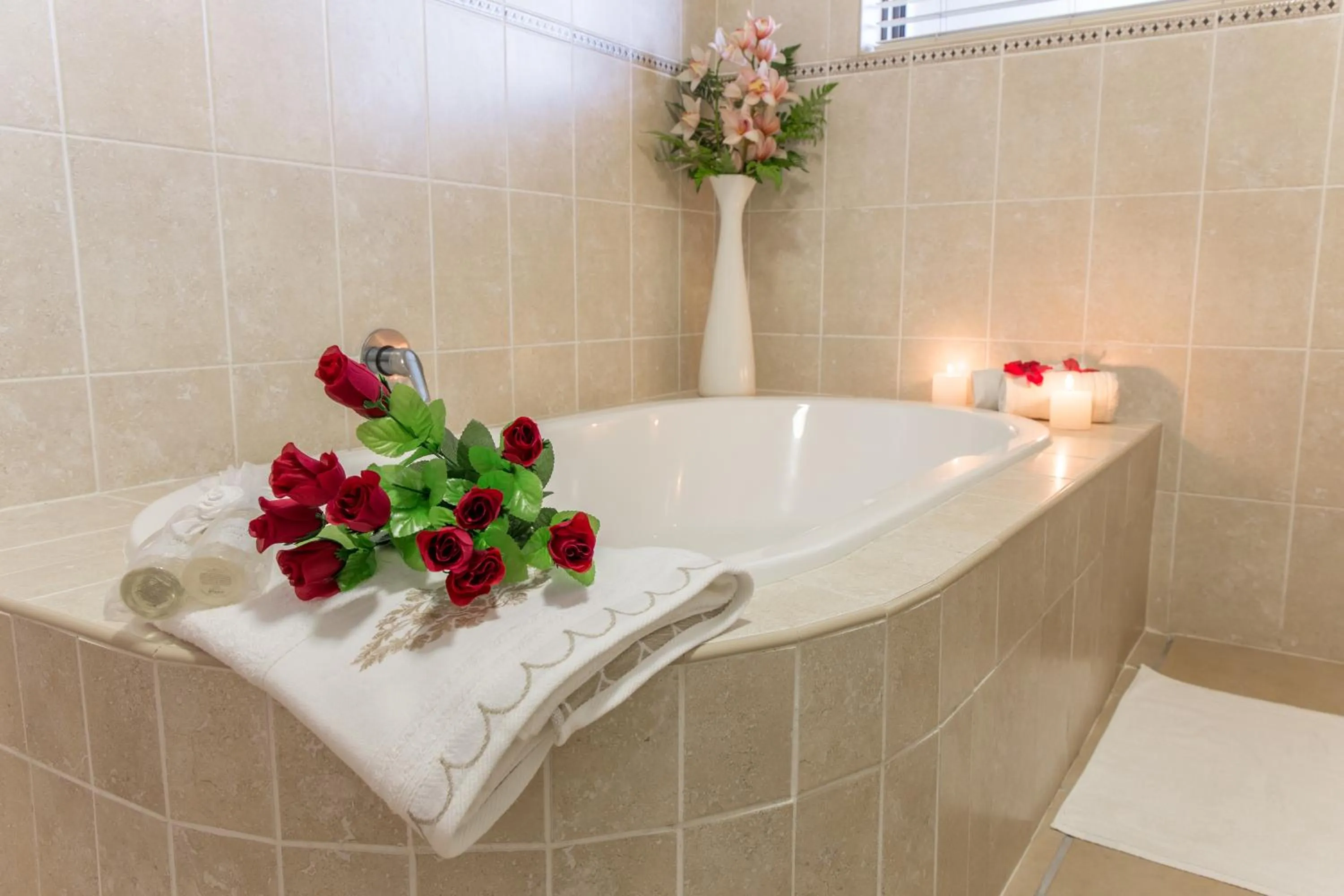 Bathroom in Alkantmooi Private Nature Reserve - Keursee