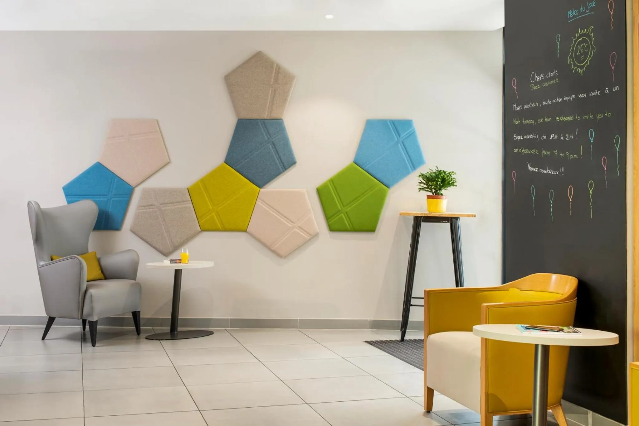 Lobby or reception in Aparthotel Adagio access Colombes La Défense