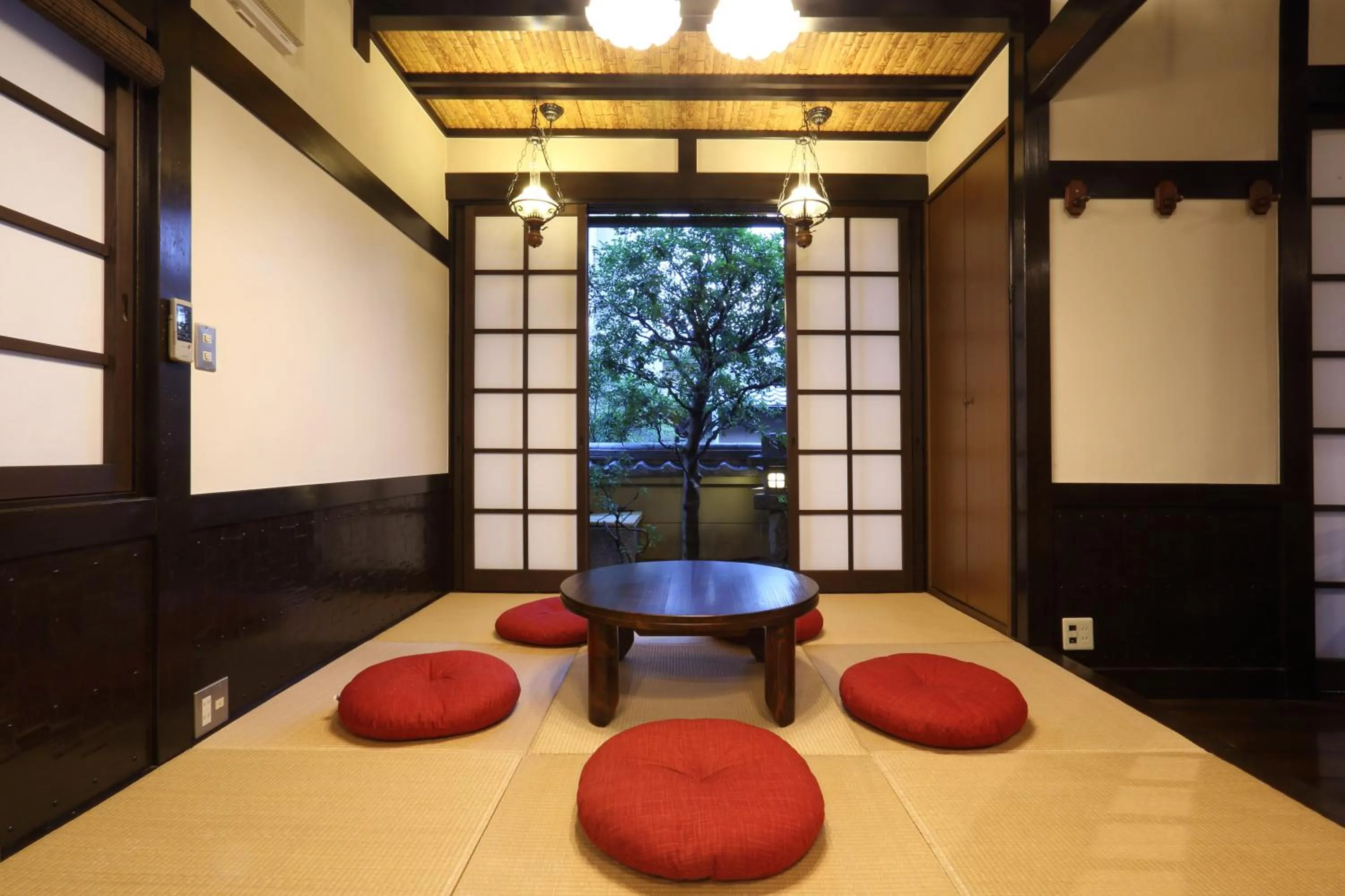Living room, Bed in Kyo-machiya Stay WAKA Fushimiinari