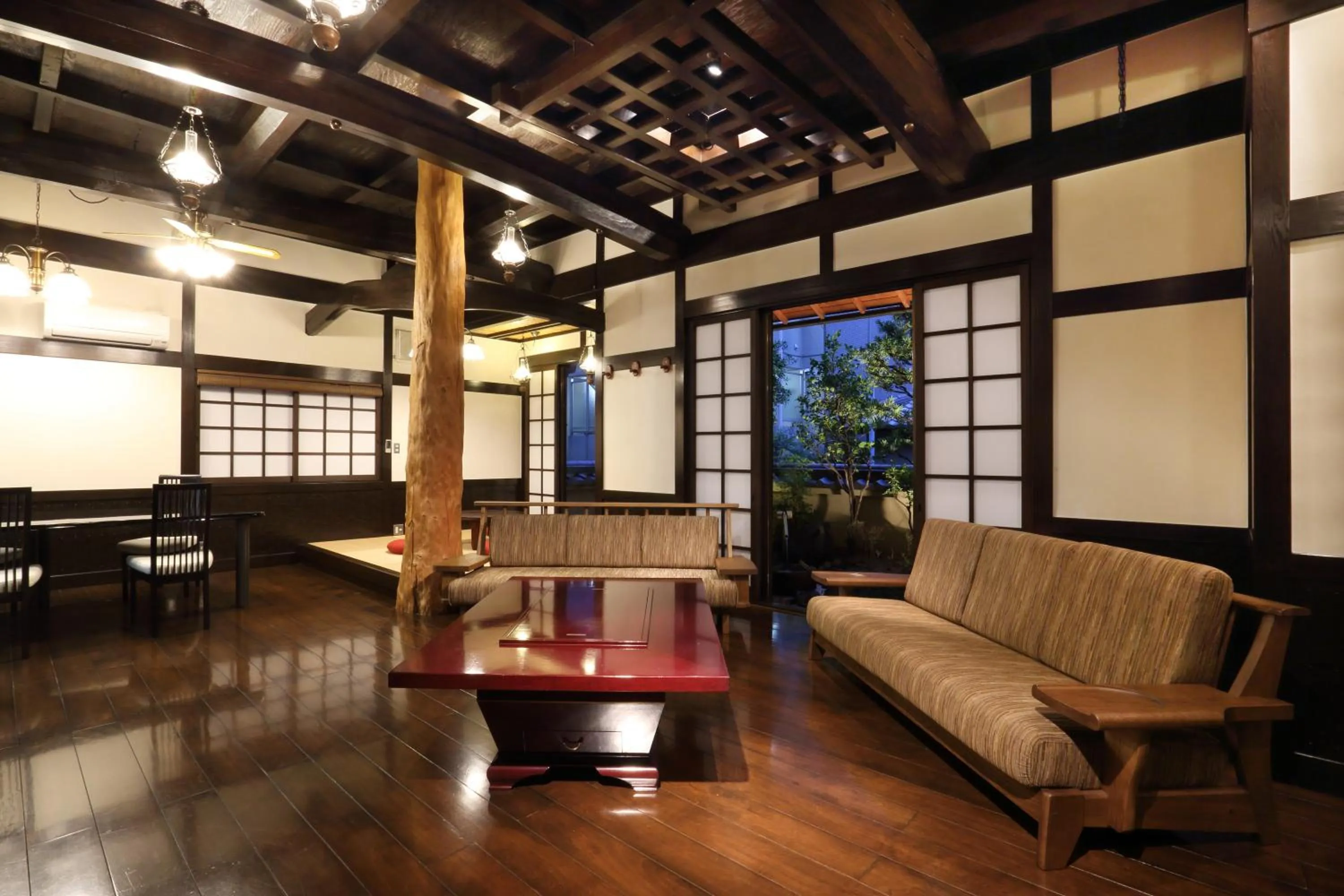 Living room in Kyo-machiya Stay WAKA Fushimiinari