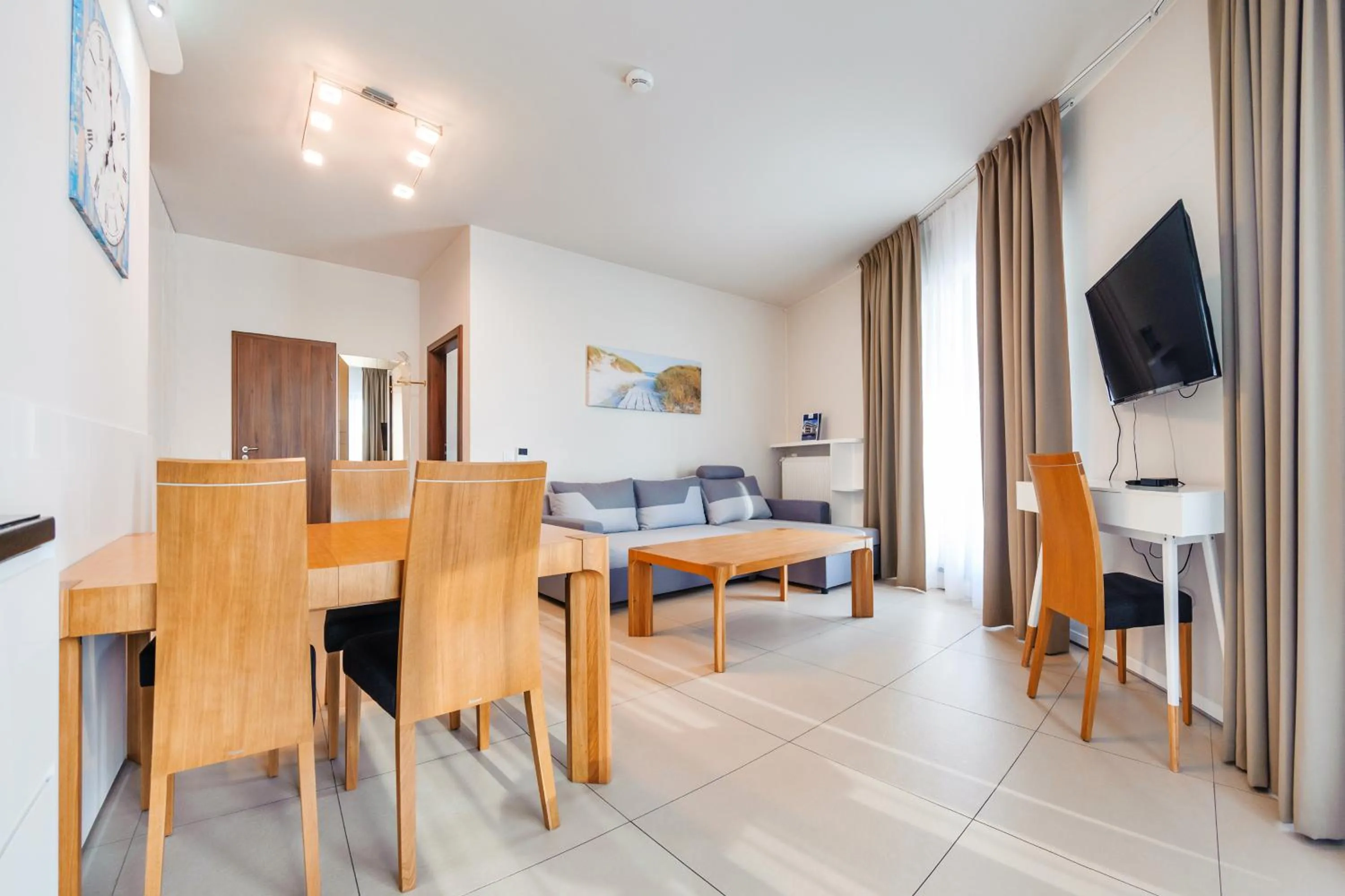 TV and multimedia in Baltic Park Molo, Sun & Snow