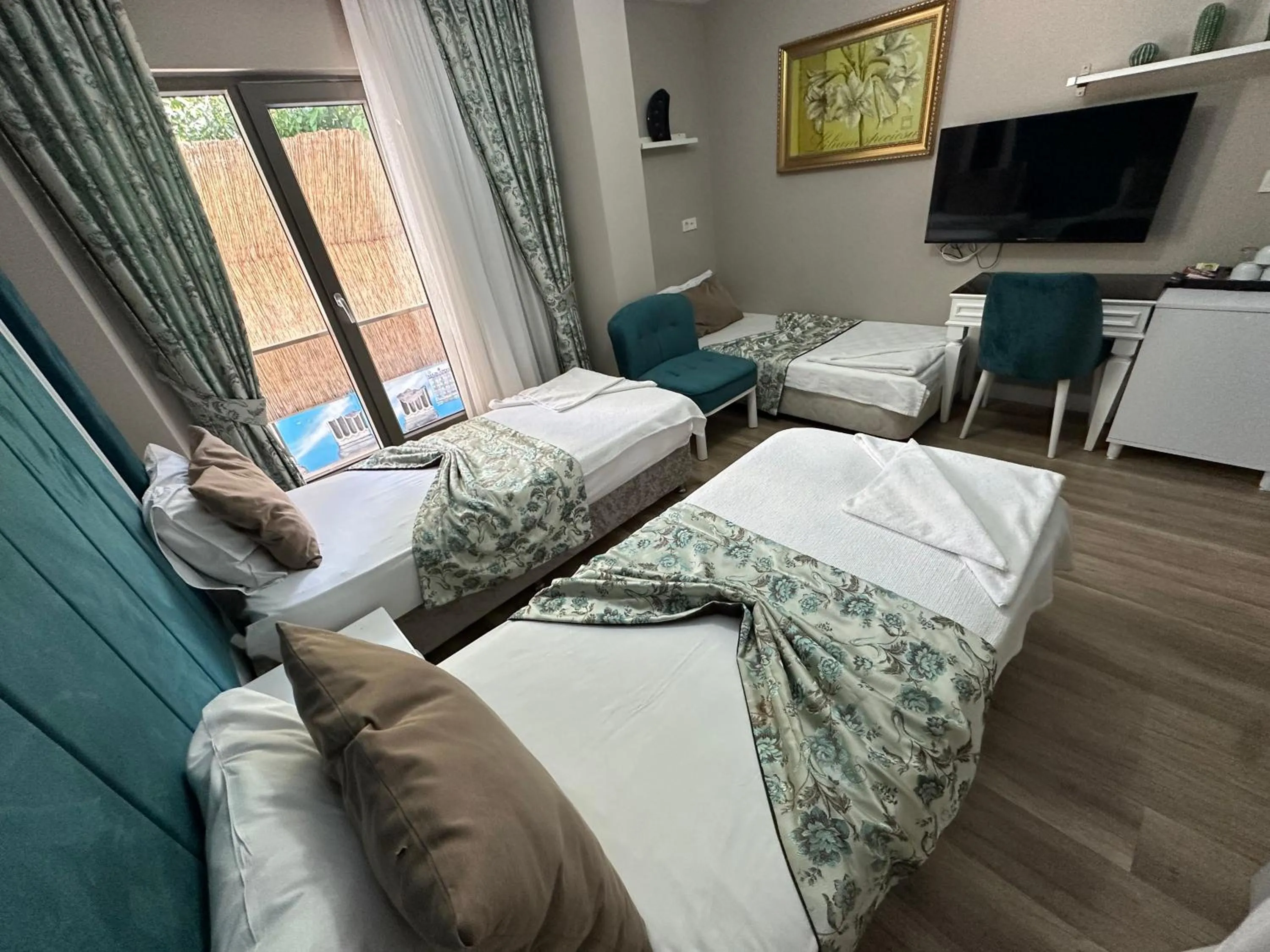 Photo of the whole room, Bed in Microyal Hotel