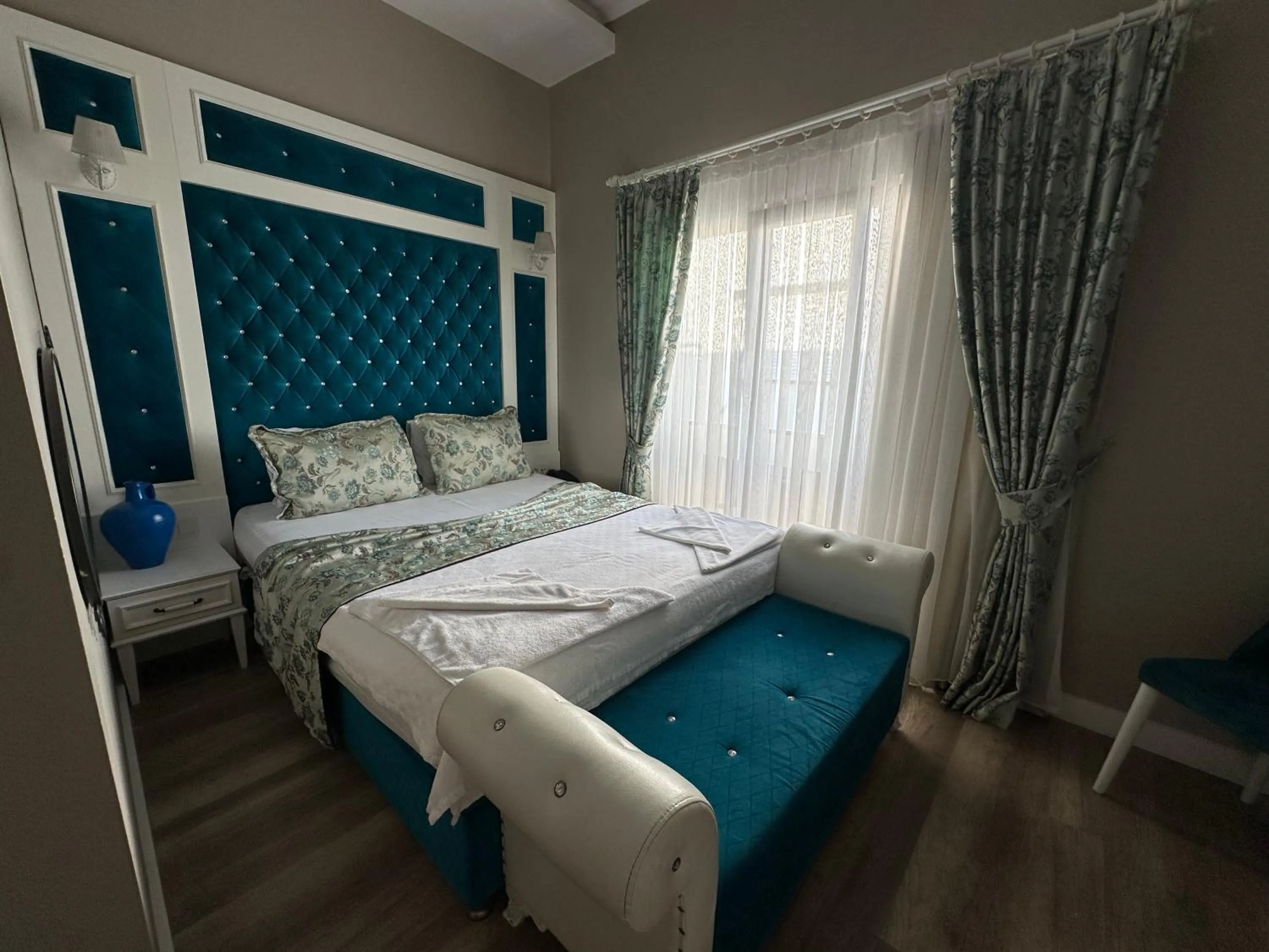 Photo of the whole room, Bed in Microyal Hotel