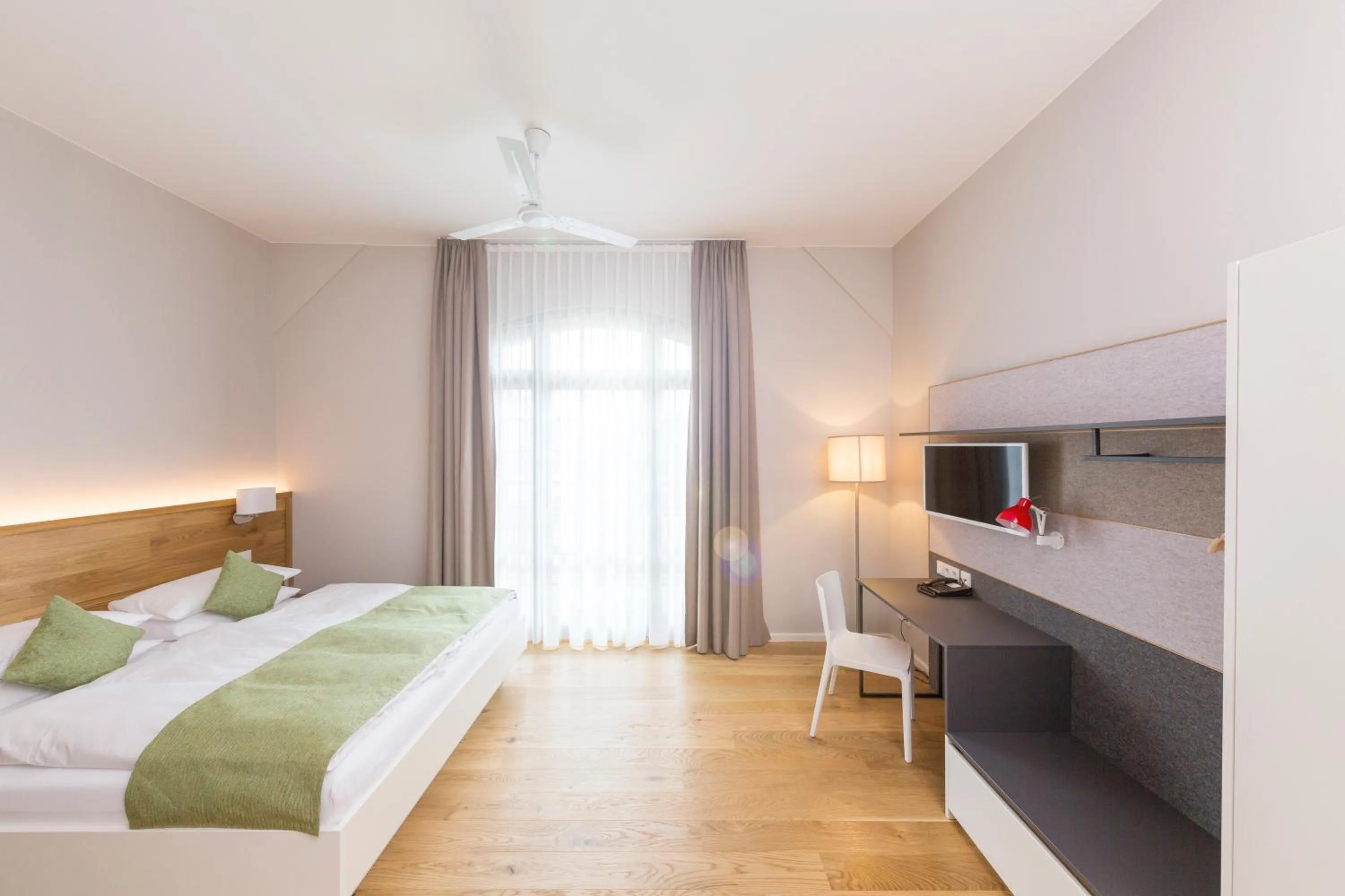 Photo of the whole room, Bed in Paulinenhof