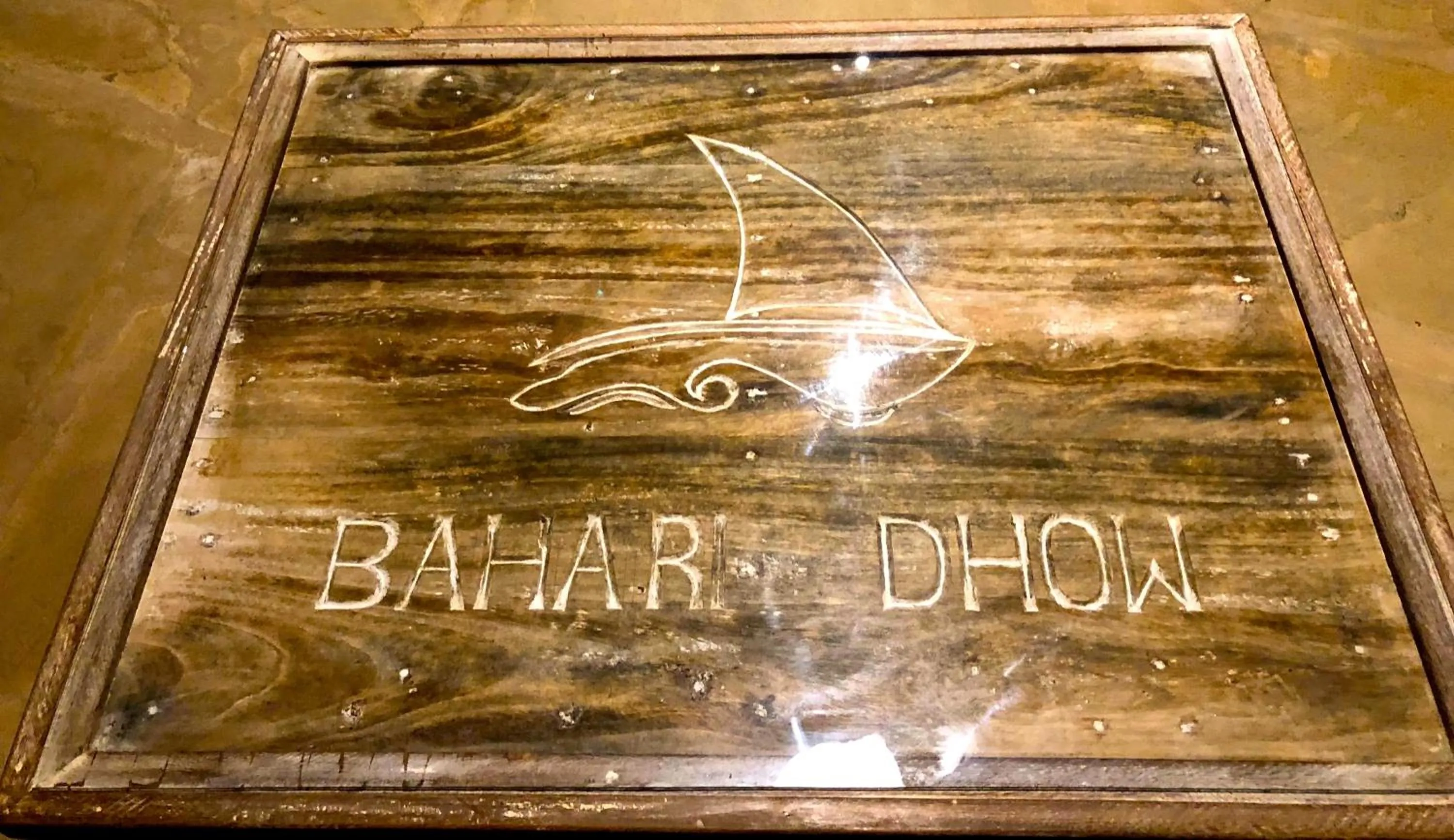 Decorative detail in Bahari Dhow Beach Villas