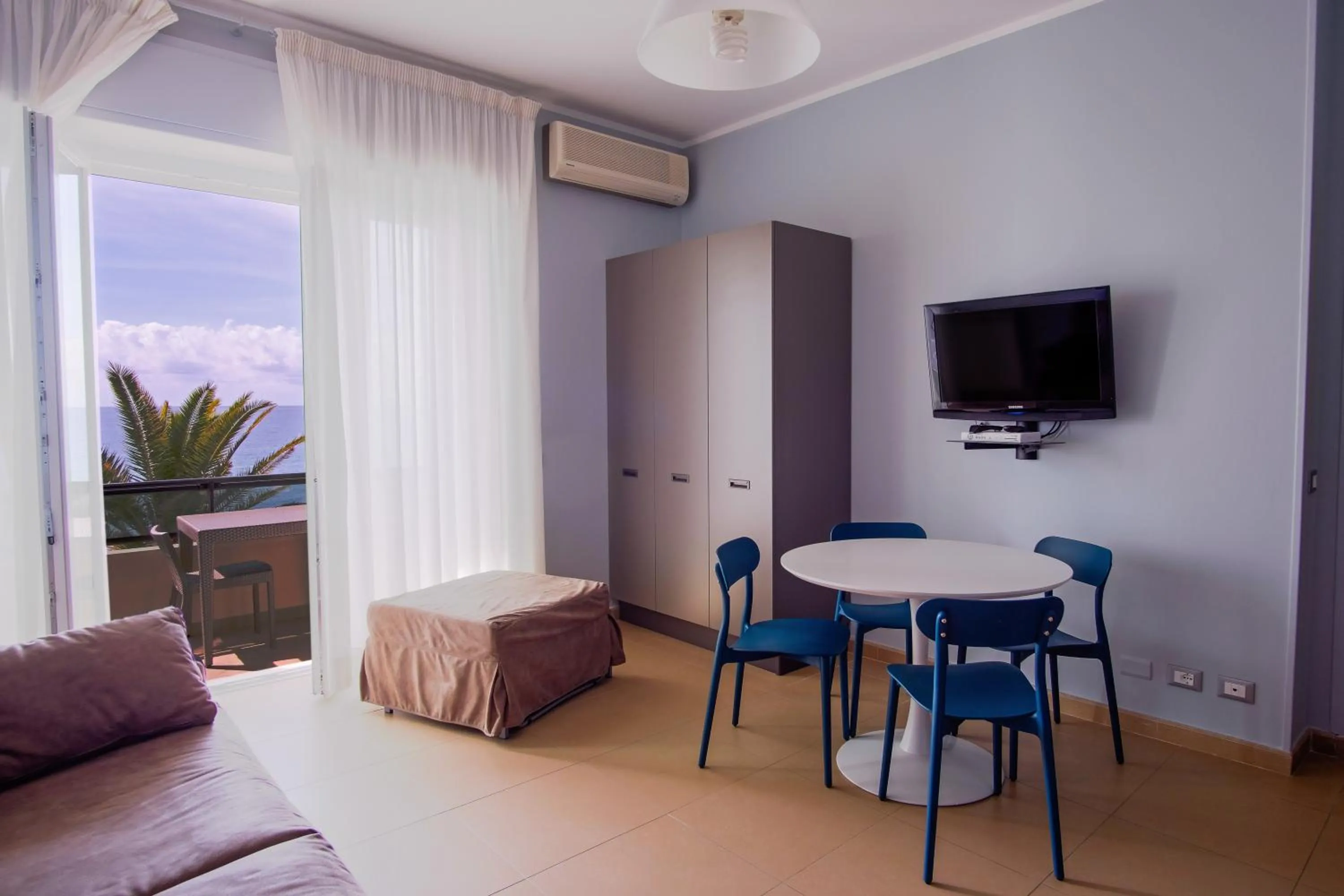 Residence Sole Mare Alaxi Hotels