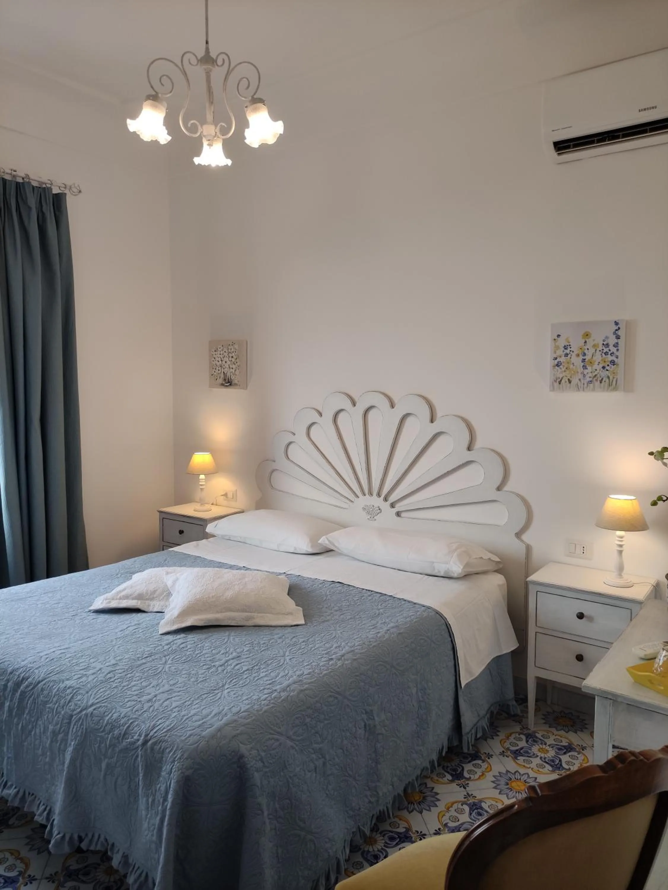King Room with Sea View in B&B Villa Cristina