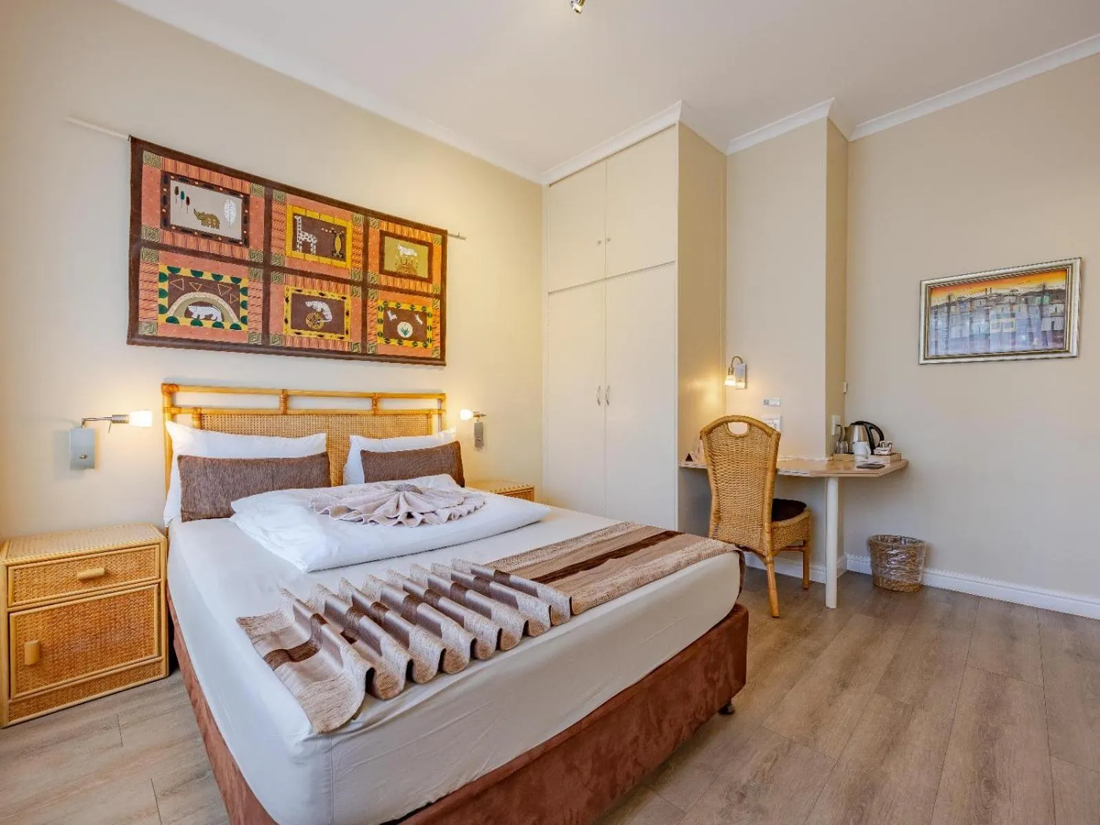 Photo of the whole room, Bed in Hajo's Lodge & Spa